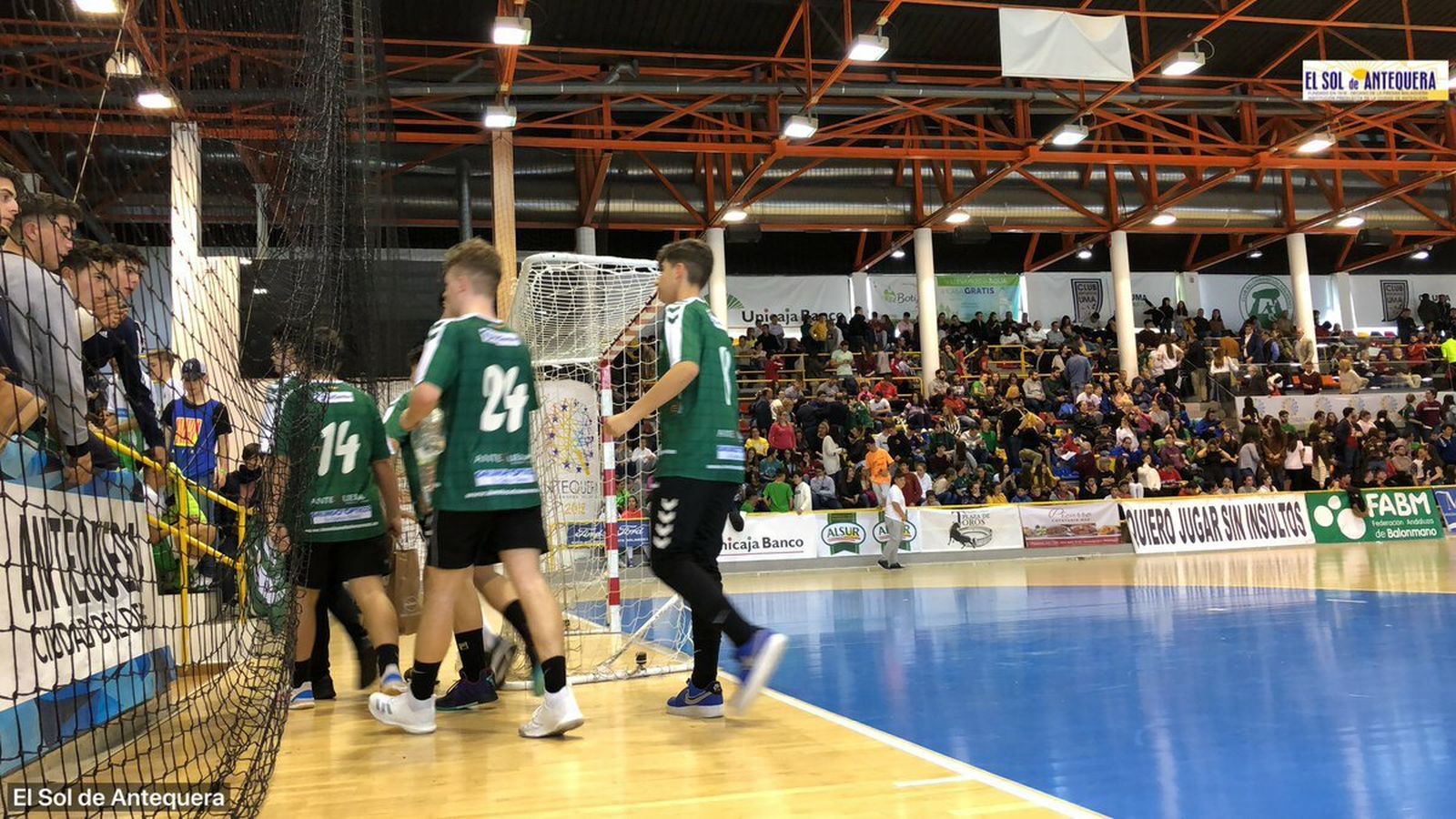 Las fotos del Clínica Dental Torres Antequera, campeón de Andalucía cadete de balonmano