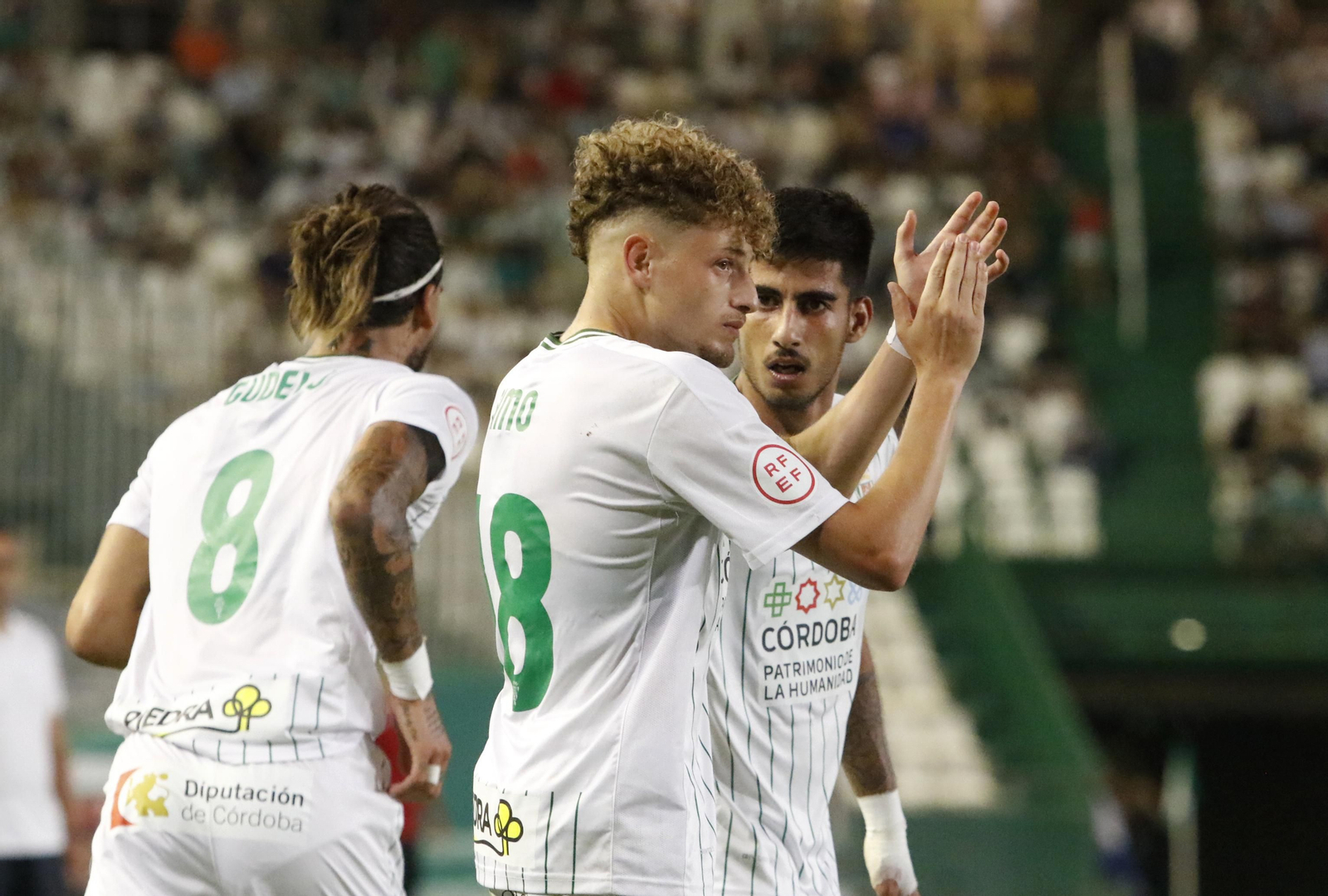 Las imágenes de la victoria del Córdoba CF ante el Rayo Majadahonda en El Arcángel