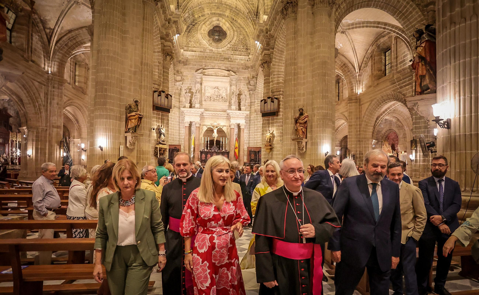 Imágenes de la nueva iluminación de la Catedral de Jerez