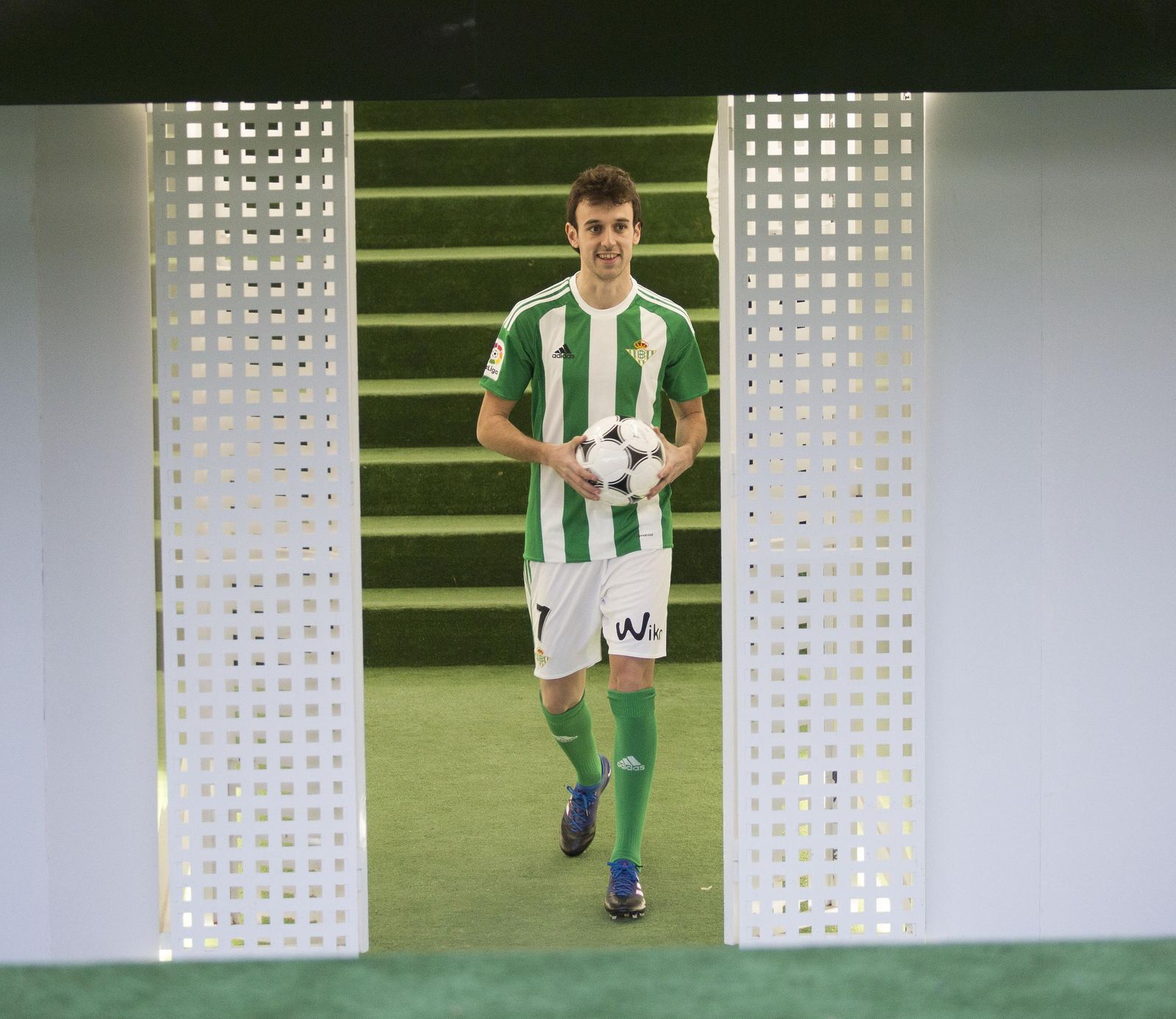 Las llegada y presentación de Rubén Pardo, en imágenes