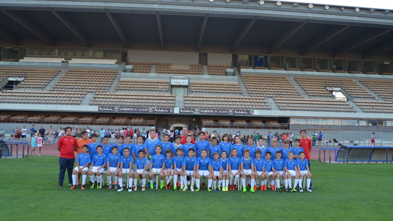 Alumnos de la escuela en la temporada 16/17.