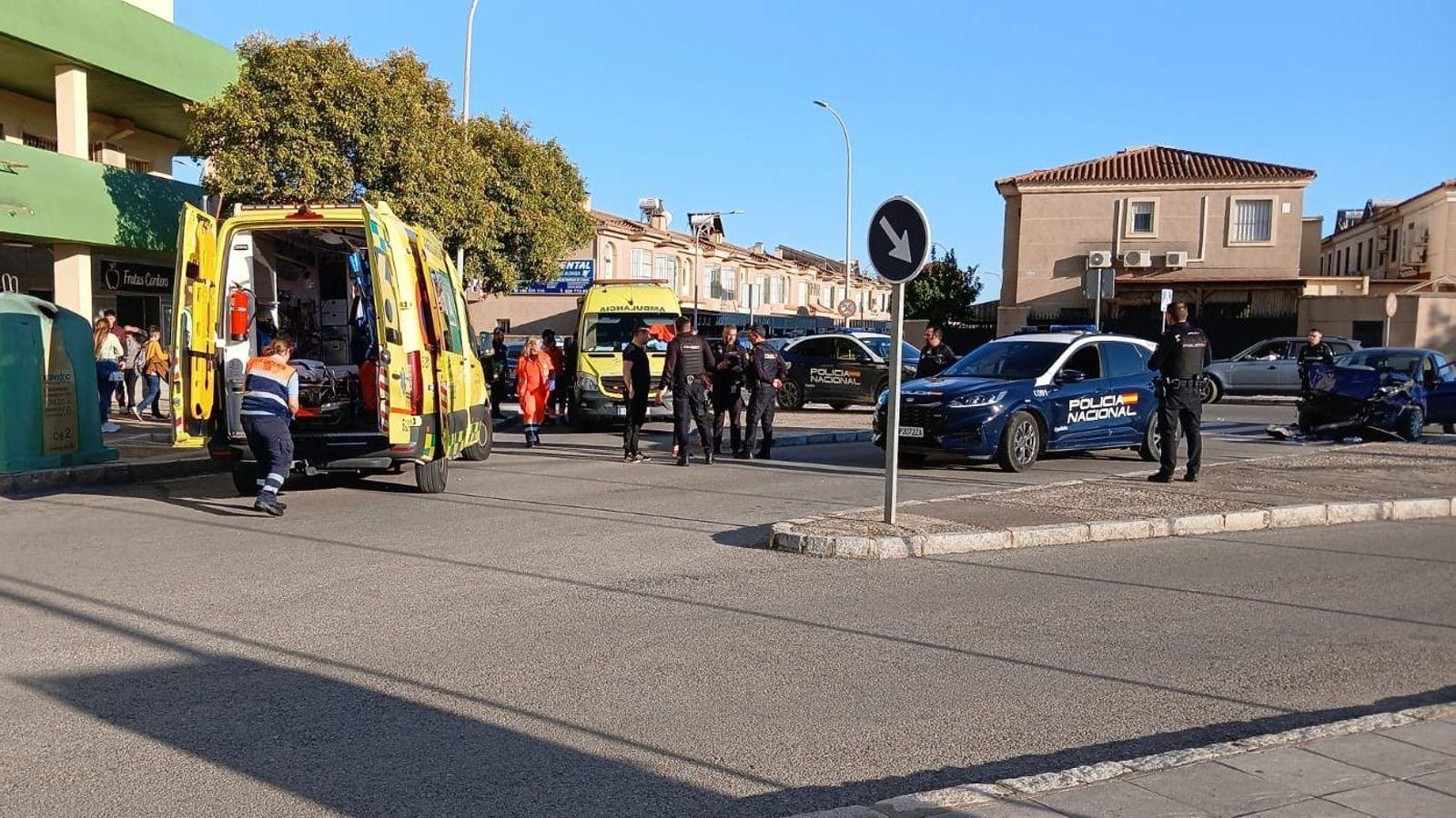 Despliegue en la zona tras el accidente.