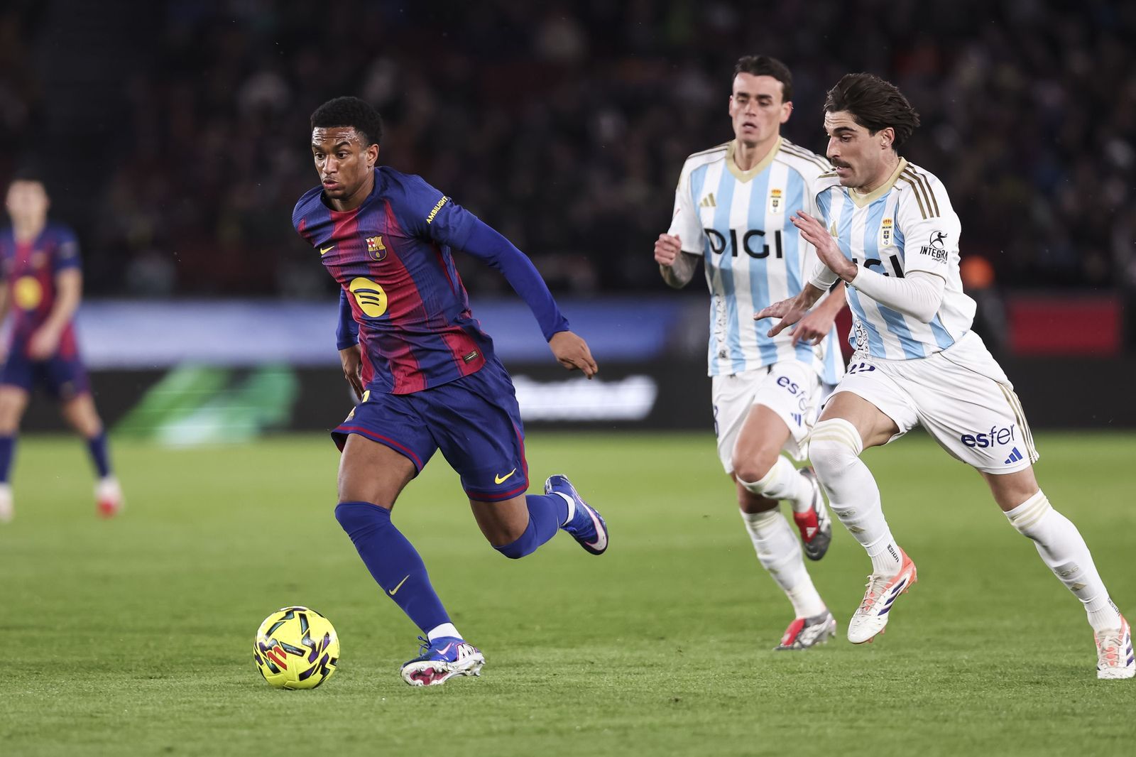 Las fotos del Barcelona-Oviedo