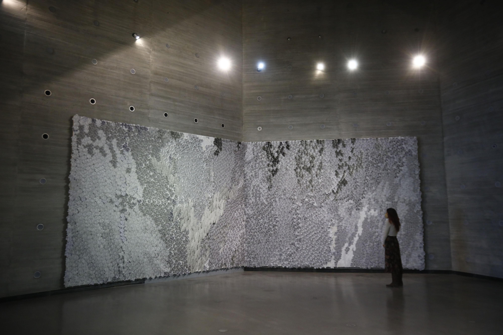 La exposición 'No todo es azar' donada al C3A de Córdoba, en fotos