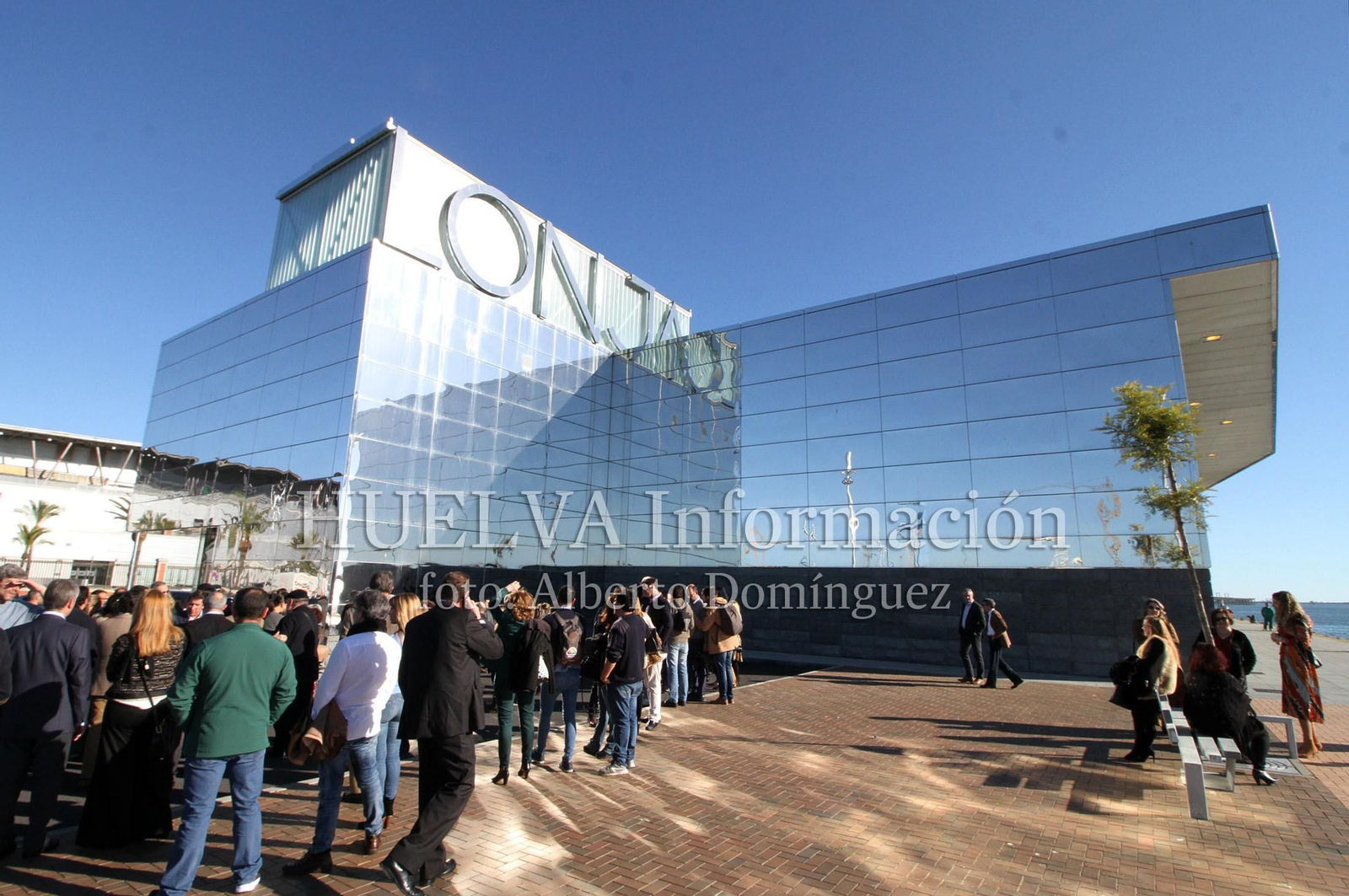 Inauguración de la Nueva Lonja del Puerto de Huelva, en imágenes