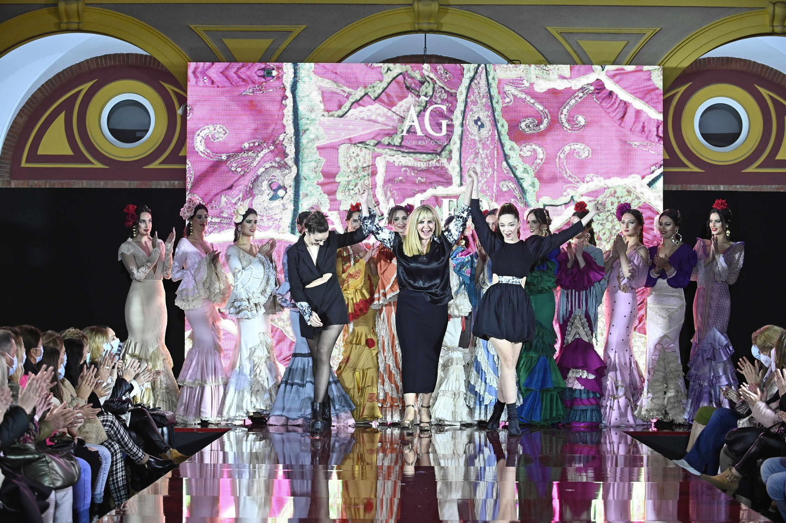 El desfile de Aurora Gaviño en Pasarela Huelva Flamenca 2022, todas las fotos