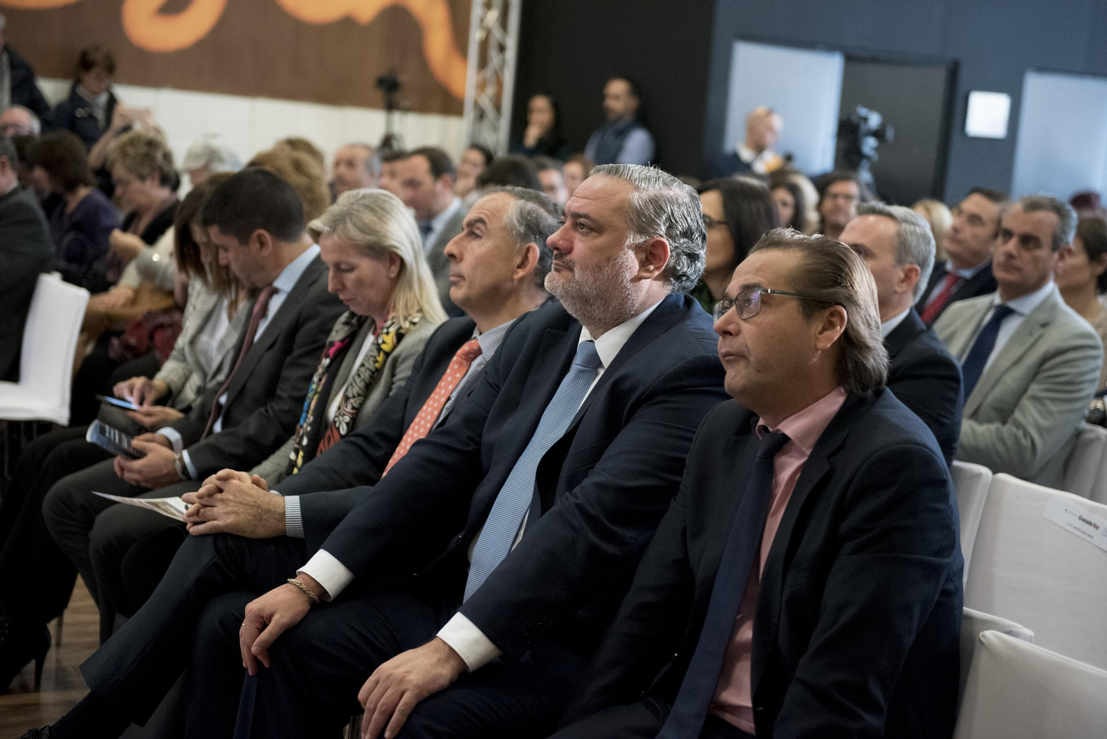 Las imágenes del Desayuno-Coloquio 'Granada, motor económico de Andalucía'