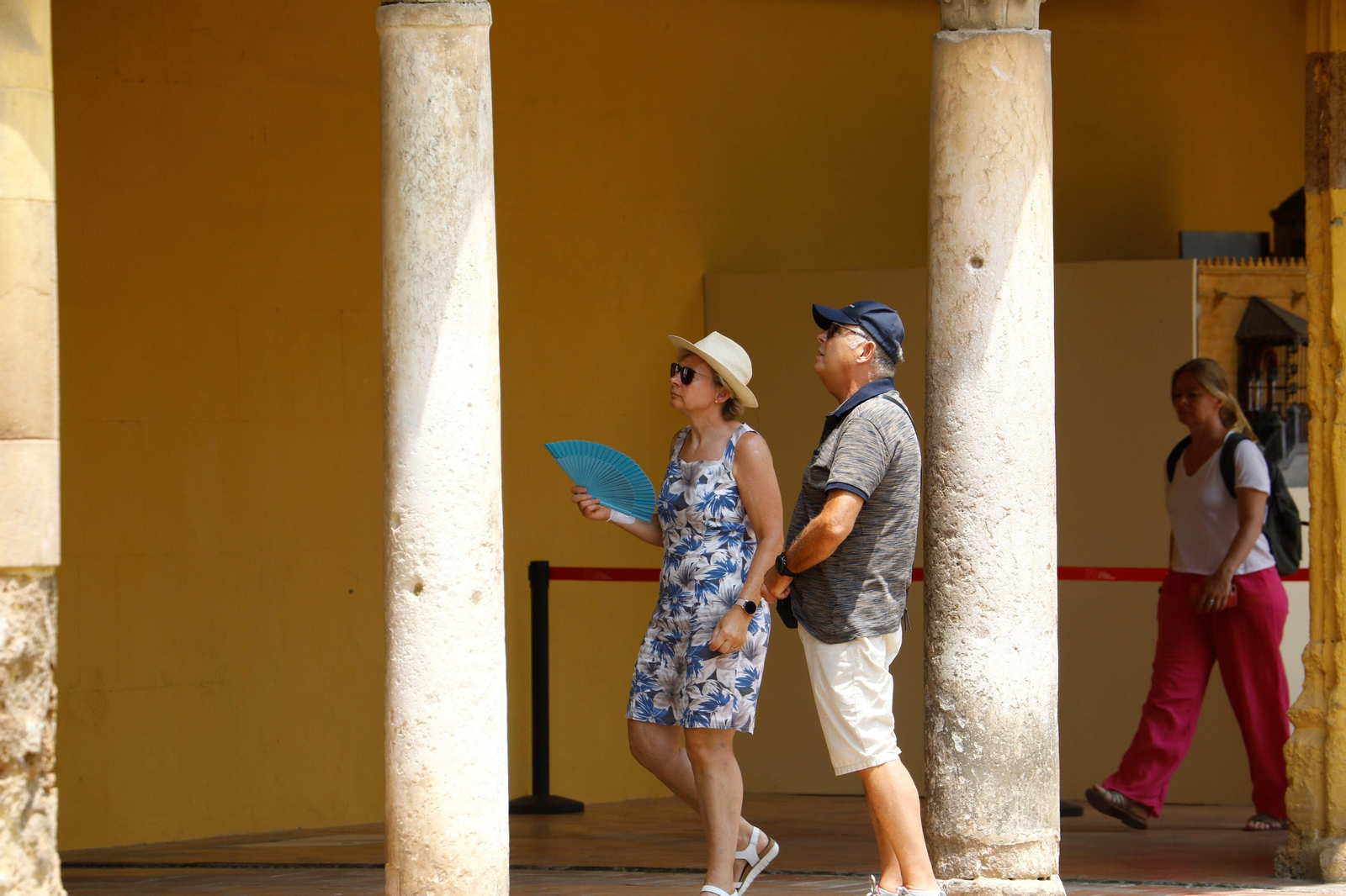 Las imágenes de otra jornada por encima de los 40 grados en Córdoba