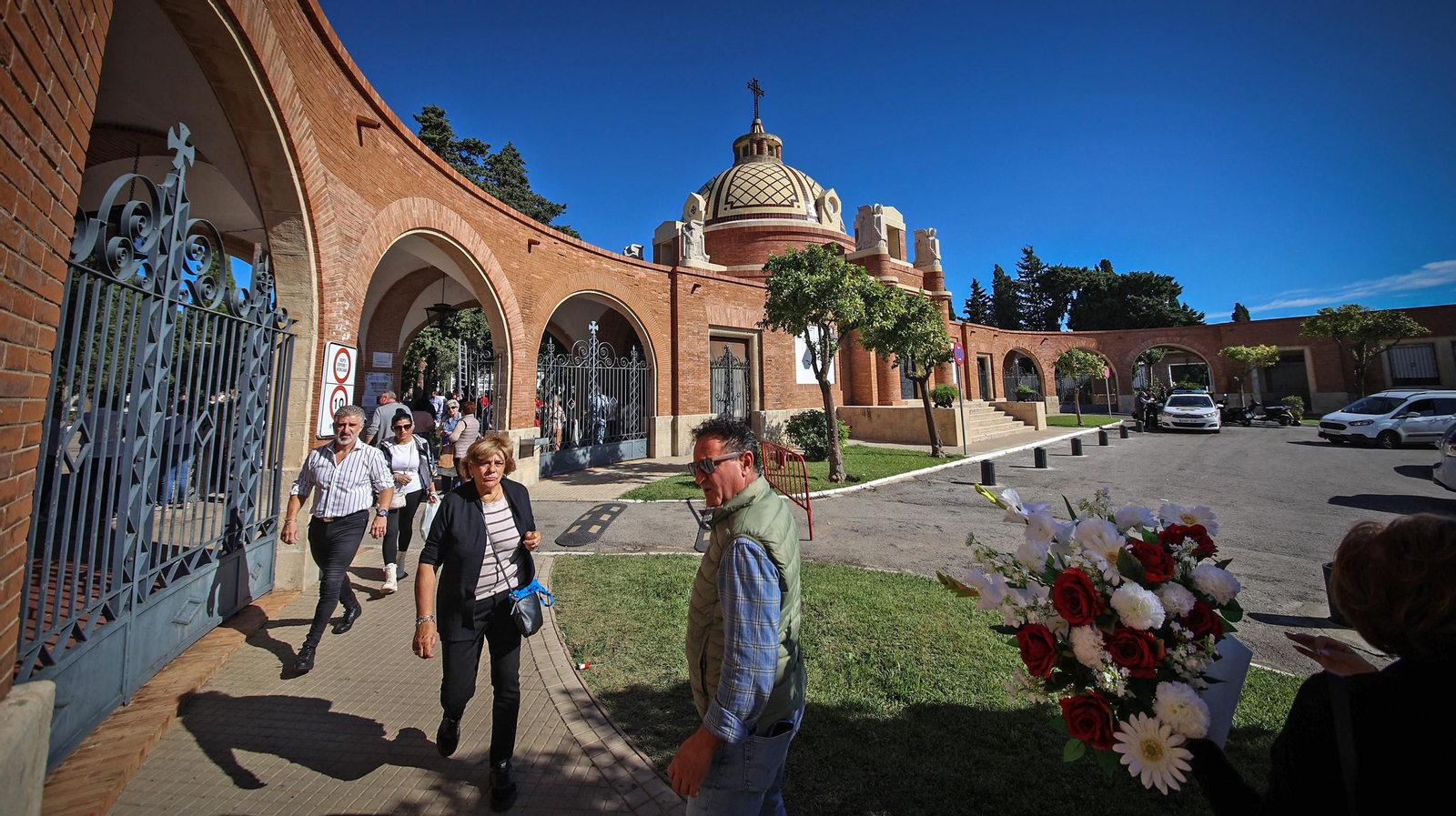 Día de todos los Santos en el cementerio de Jerez