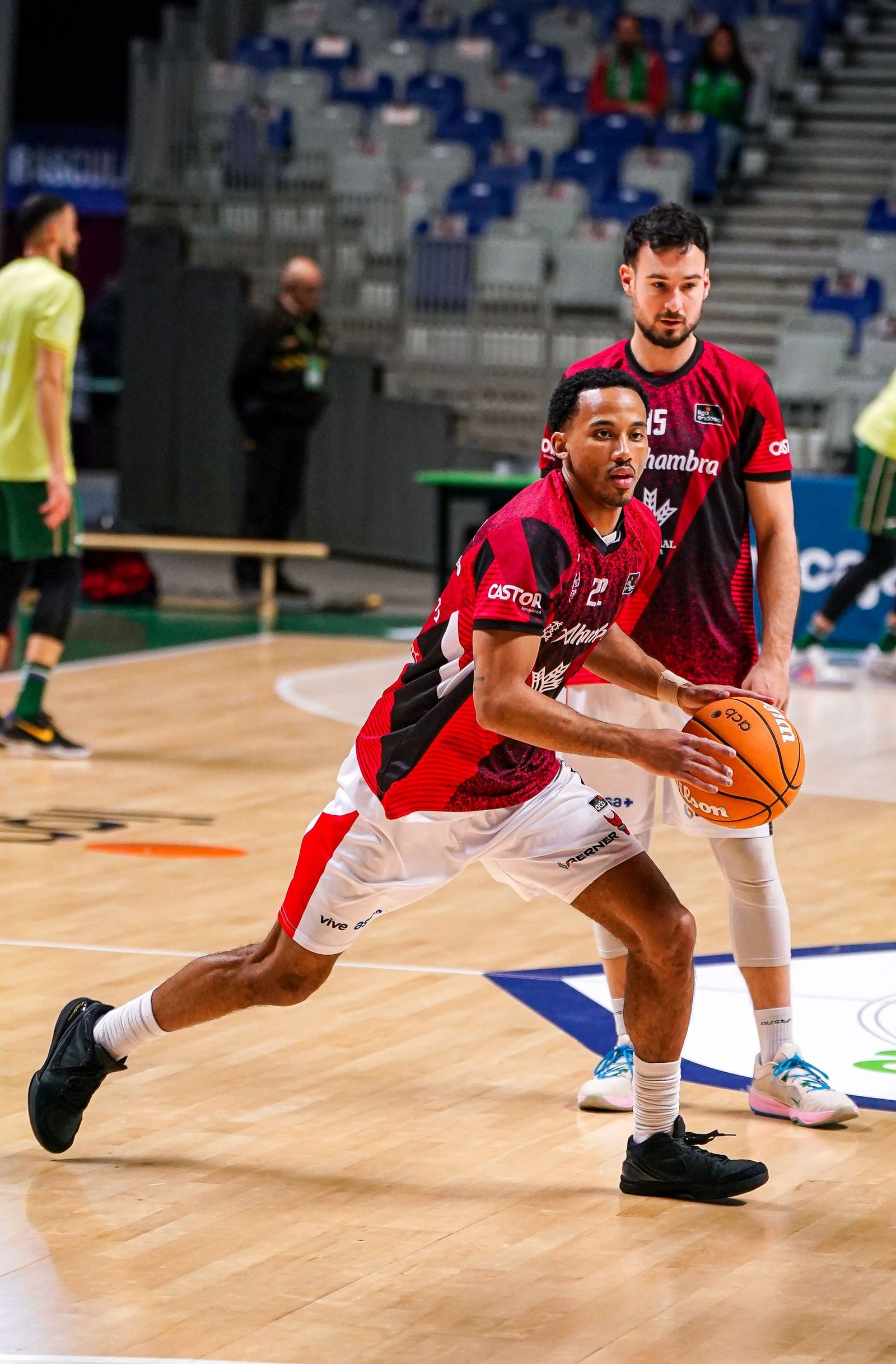 El Unicaja-Covirán Granada, en fotos