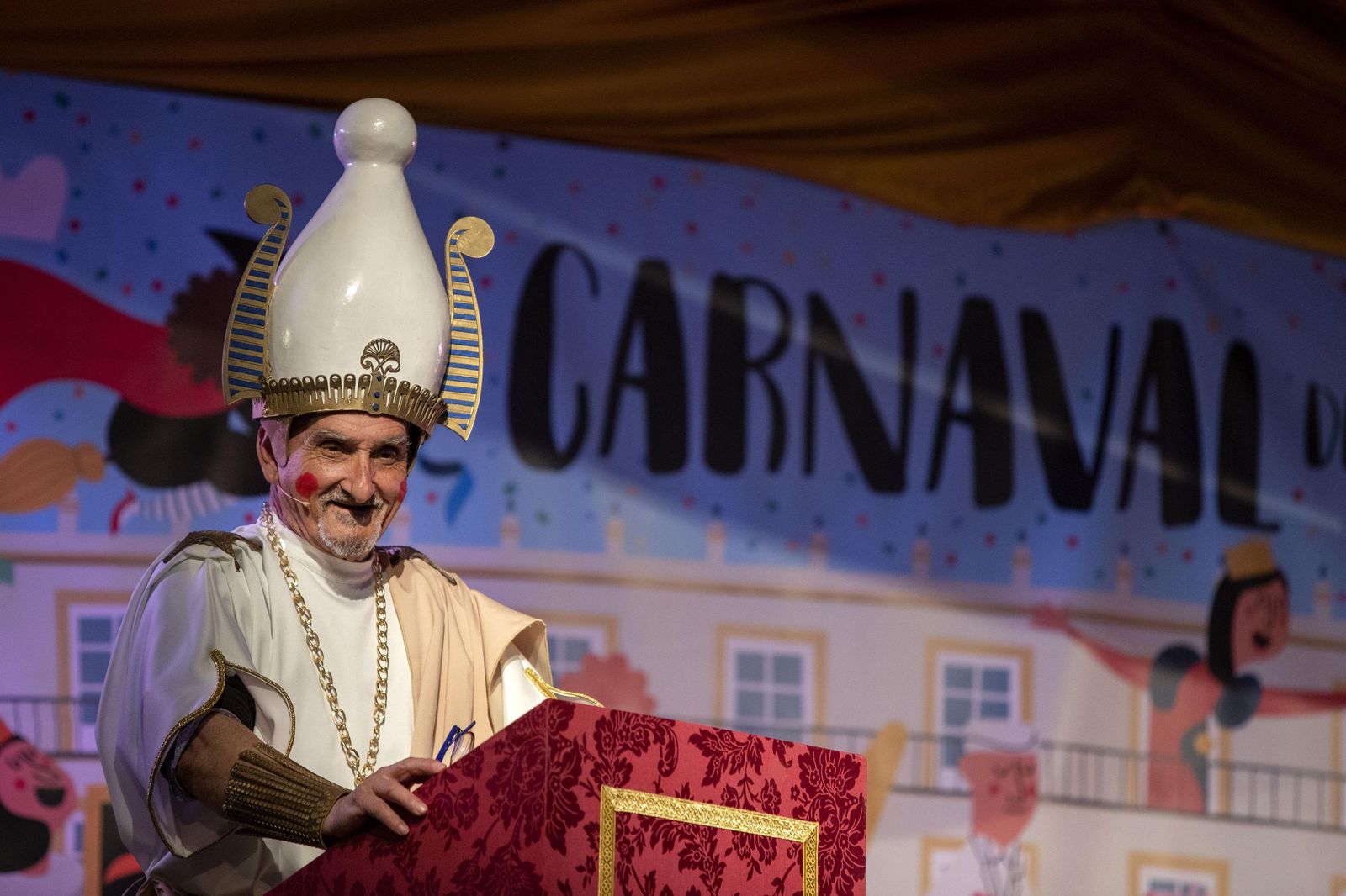 Juan Rivero, ejerciendo de Dios Melkart del Carnaval de San Fernando en 2019