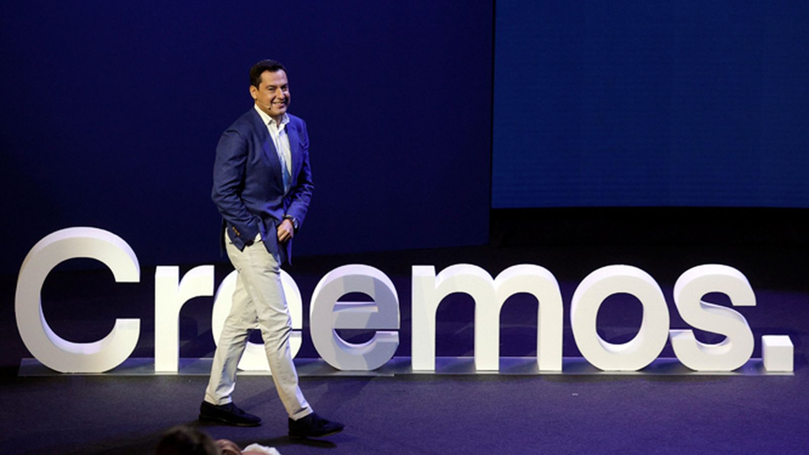 Juanma Moreno, este sábado en la convención del PP en Valencia.