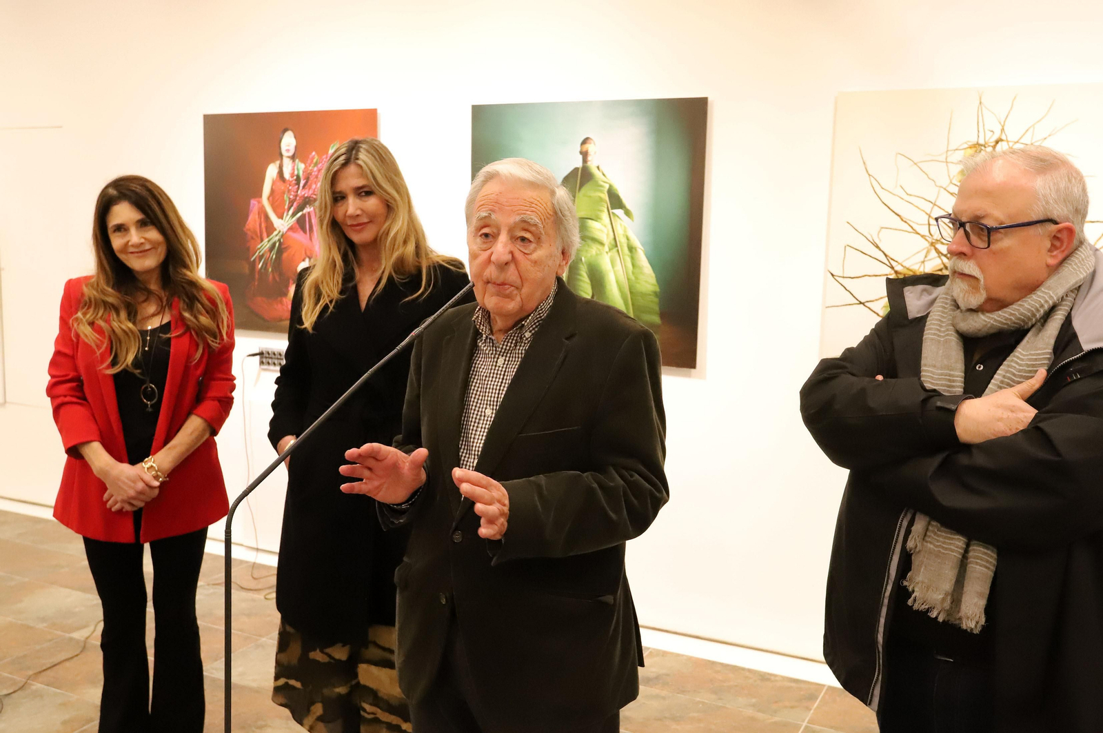 Imágenes de la exposición de Latitudes "Trópico de cáncer" de J.M. Díaz Burgos