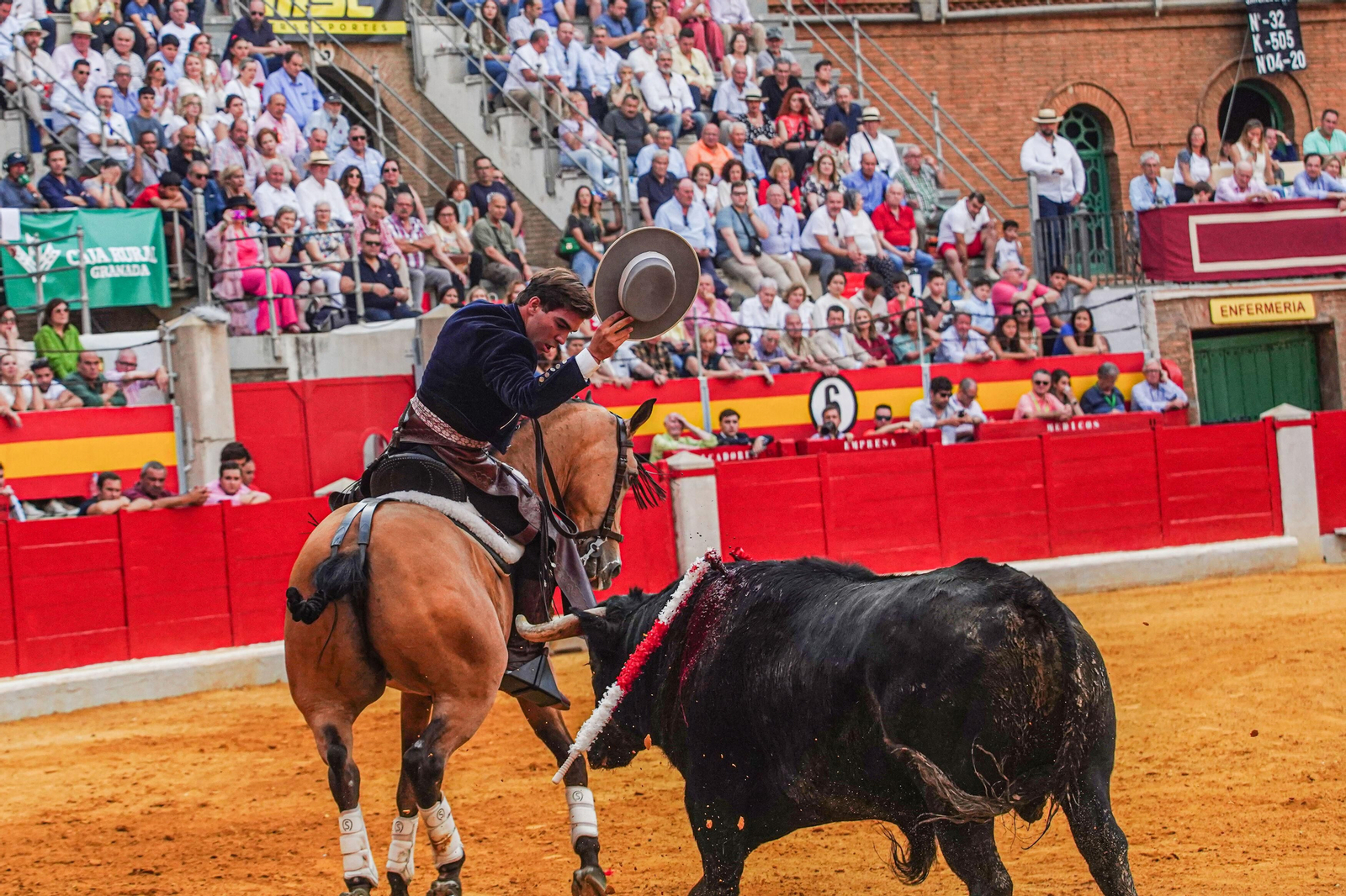 Una gran tarde de rejoneo, en imágenes