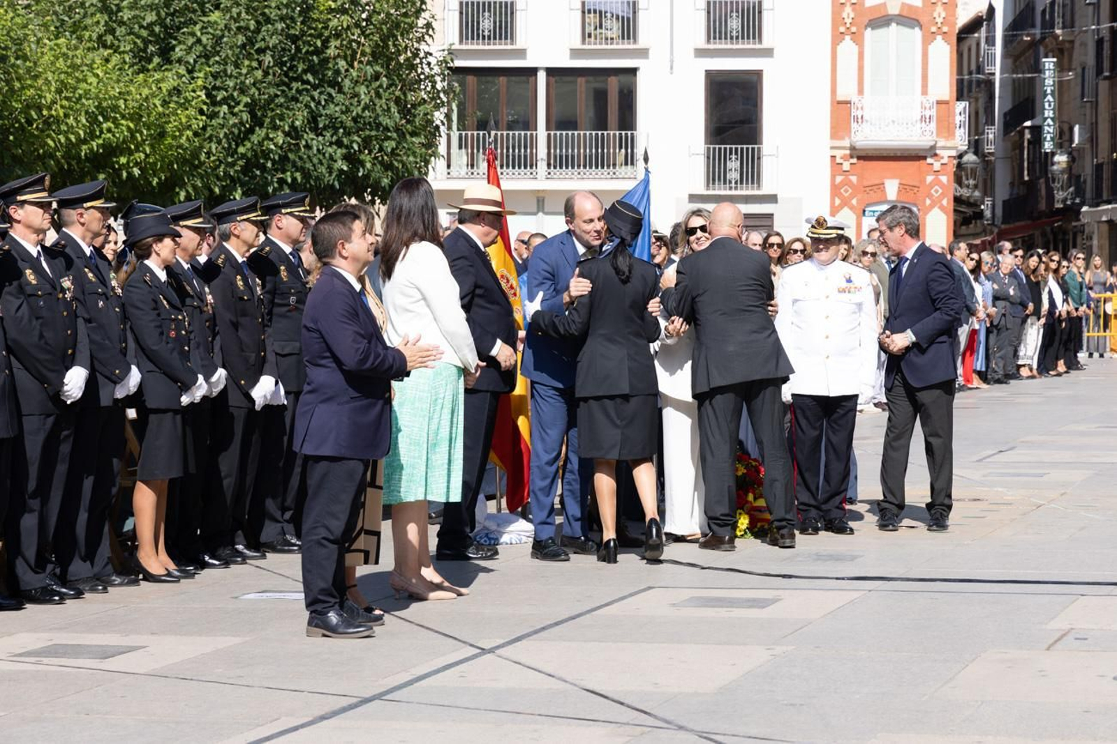 Acto por el día de la Policía Nacional, con motivo de la festividad los Santos Ángeles Custodios