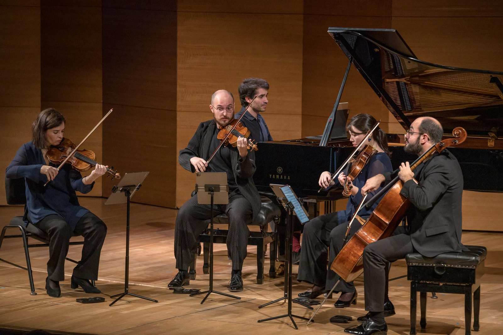 El Cosmos y Floristán identificados con Brahms.