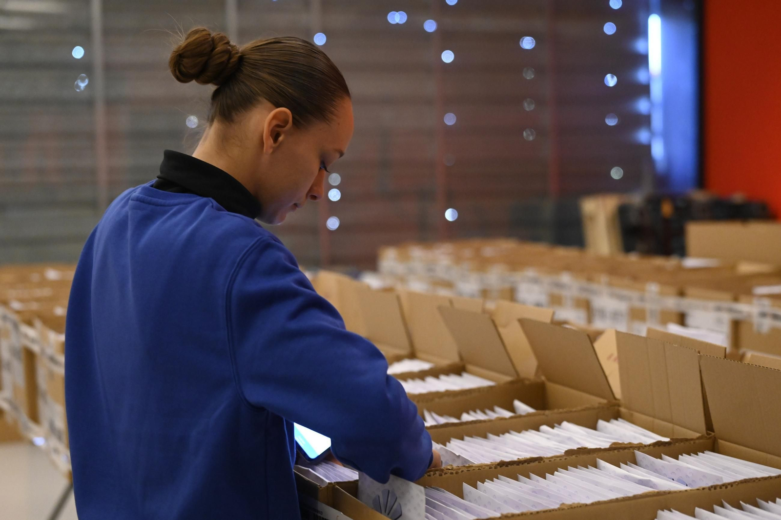 La Feria del Corredor y la entrega de dorsales para la Media Maratón de Córdoba 2025, en imágenes