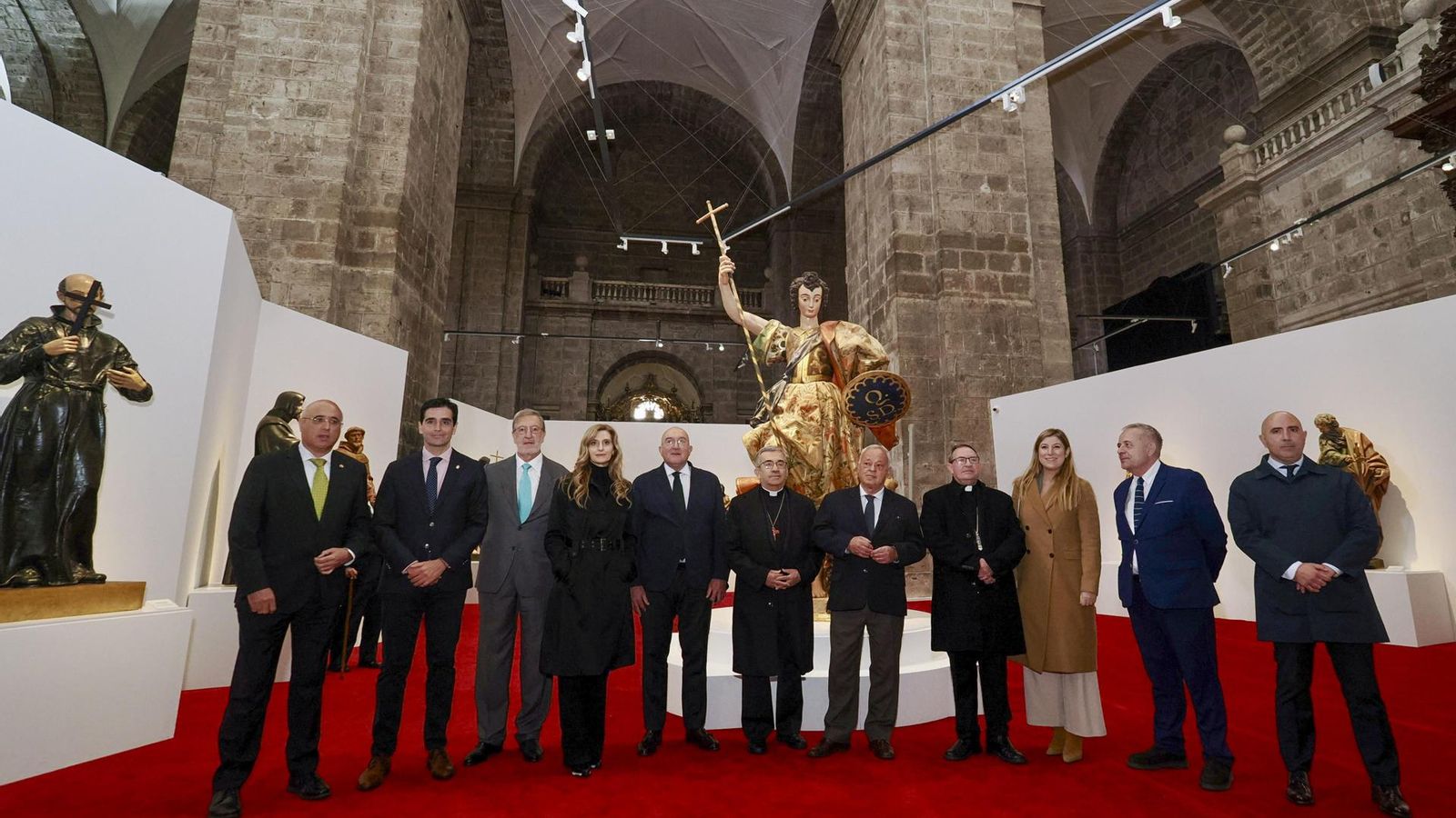 El alcalde de Alcalá la Real, en la inauguración, de 'El arte detenido: Montañés y Gregorio Fernández se miden en la catedral de Valladolid'.
