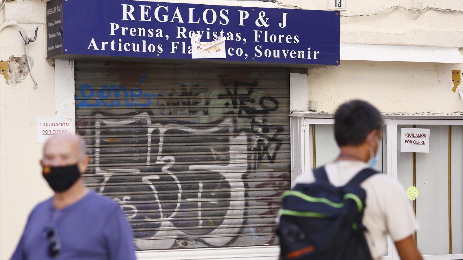 Uno de los establecimientos cerrados en Málaga capital.