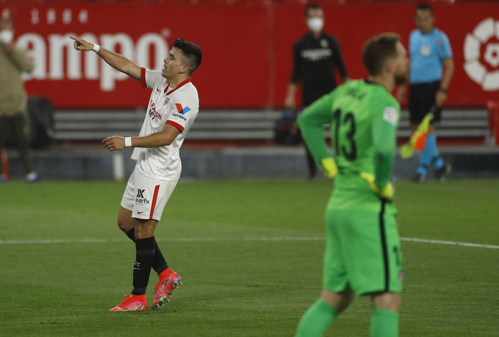 Acuña celebra el tanto del triunfo.