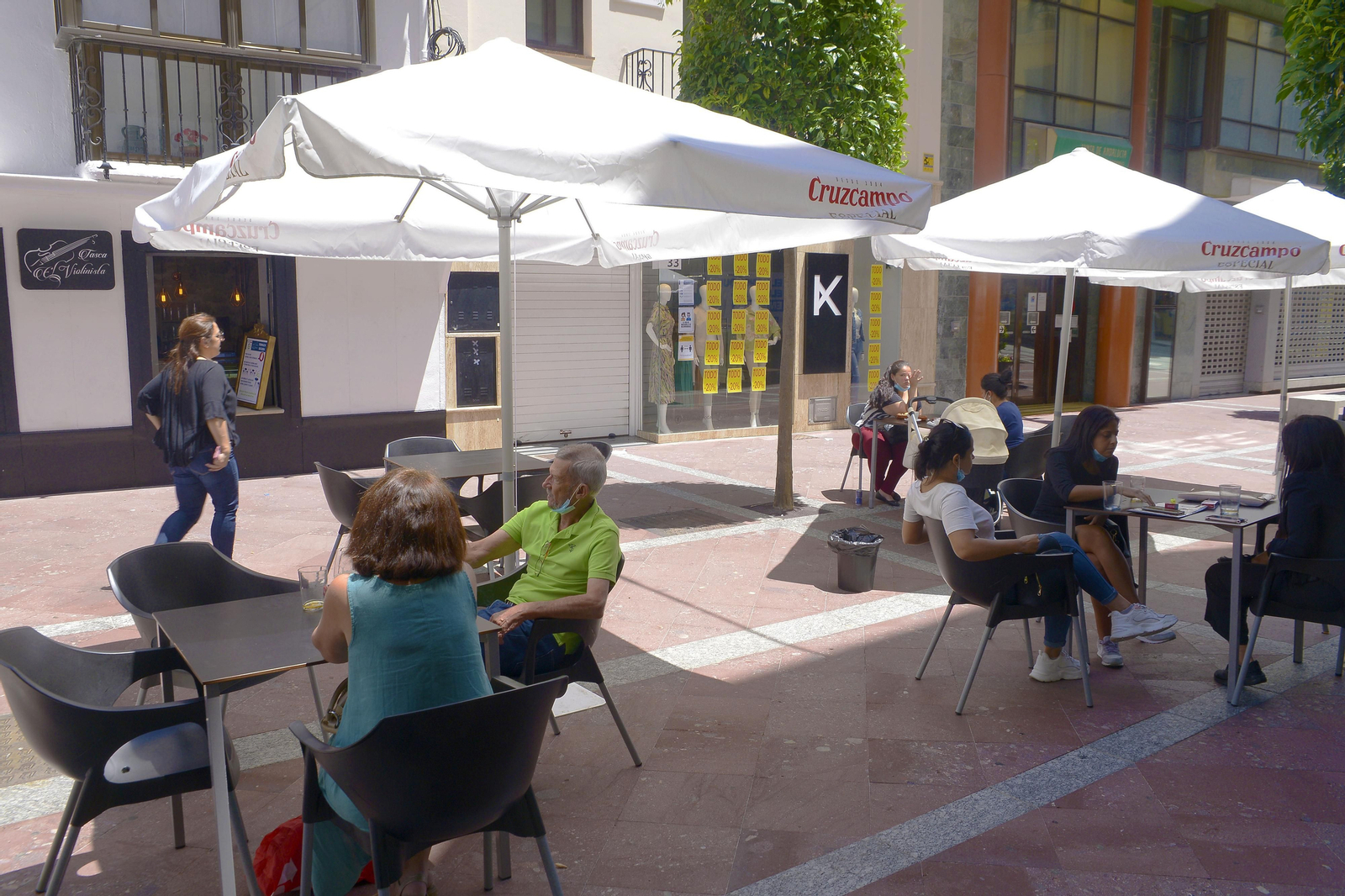 Fotos de bares y restaurantes de Algeciras al comienzo de la fase 2