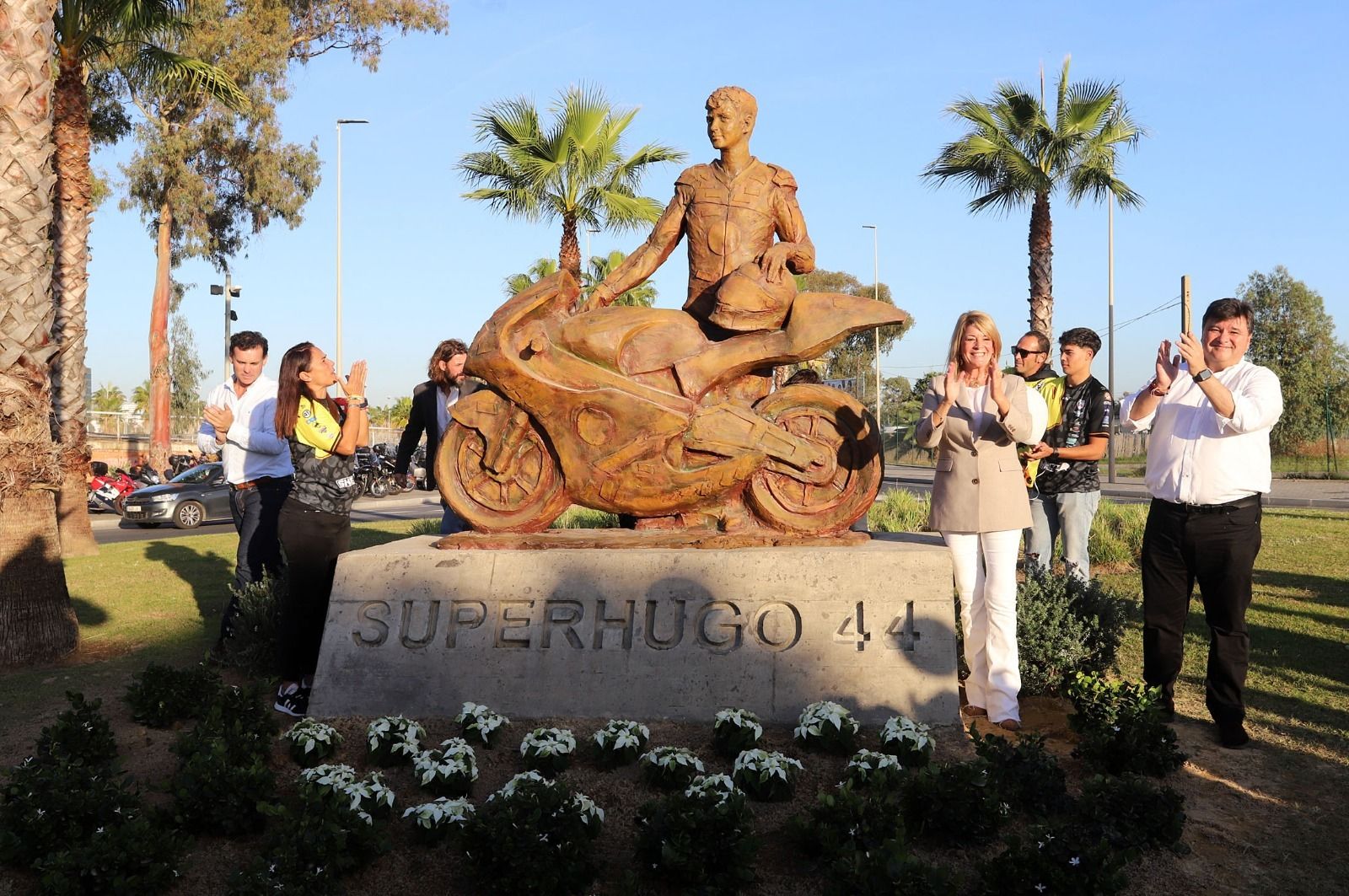 Monumento a Hugo Millán.