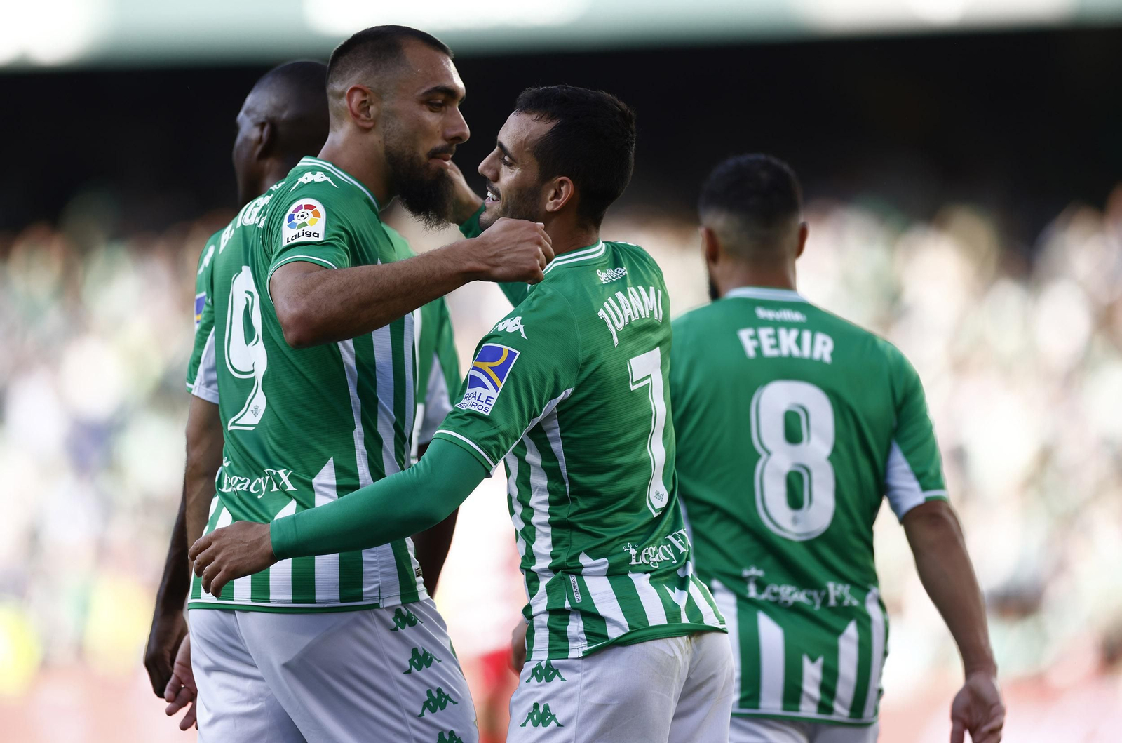 Borja Iglesias y Juanmi, dos de los nominados por LaLiga.