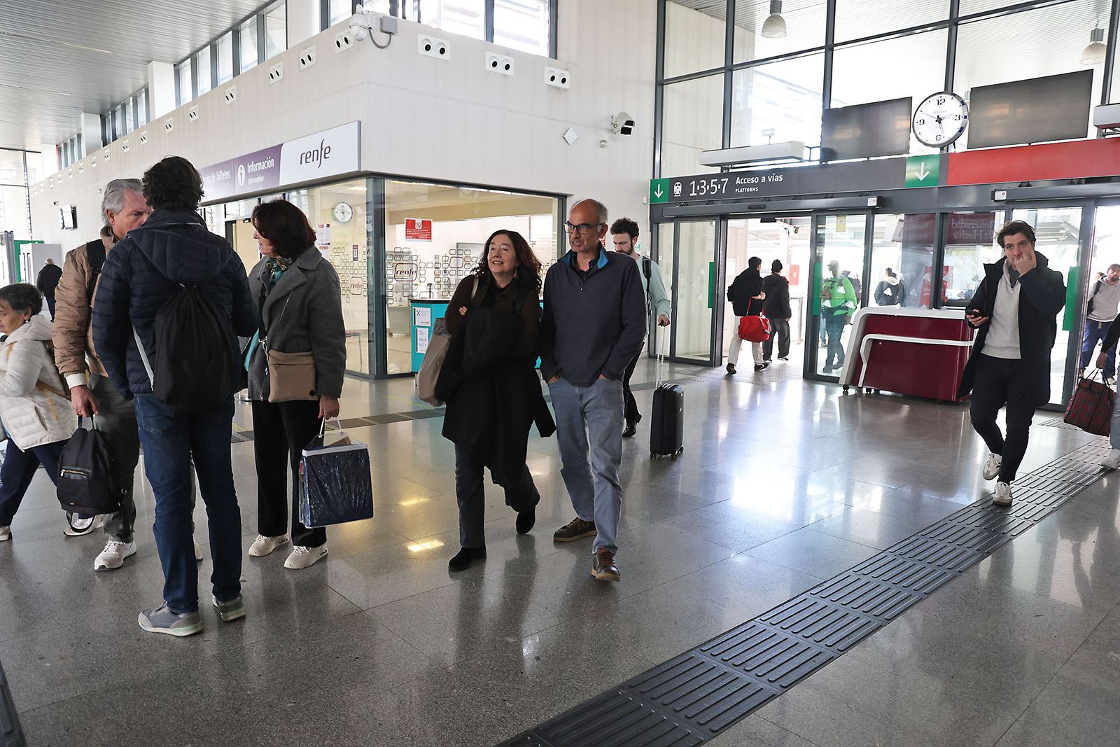 Llegada del primer tren a Huelva tras el accidente de Adamuz