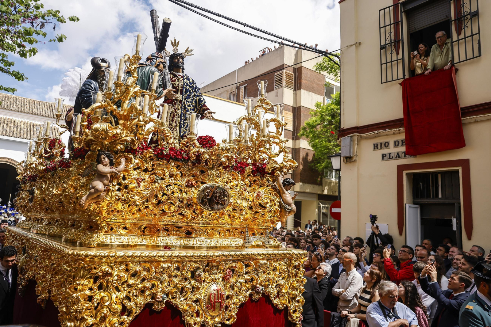 Las imágenes de la Hermandad de la Paz en la Semana Santa de Sevilla de 2025