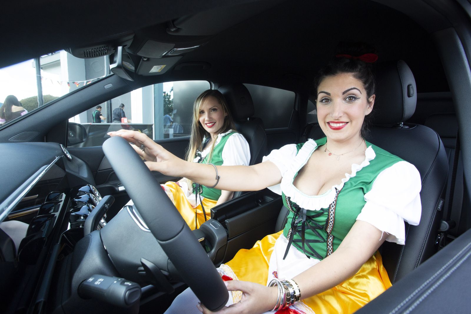 Vea las imágenes de la presentación del nuevo Mercedes Benz clase B