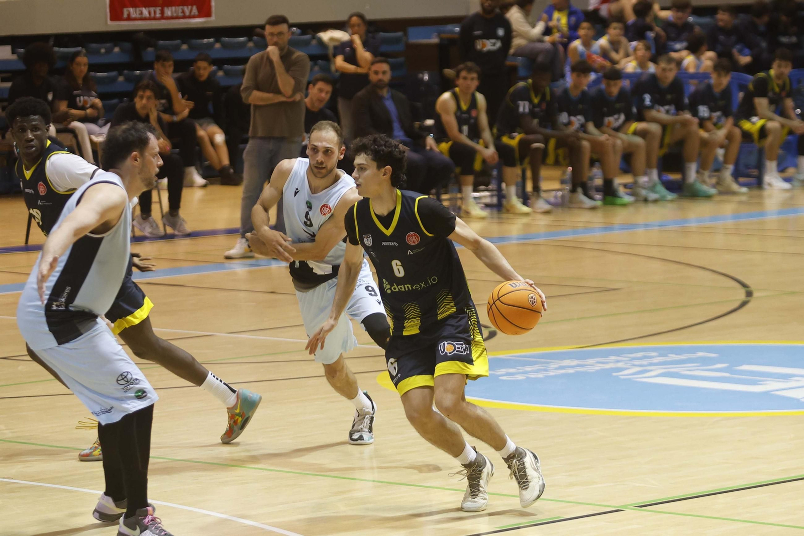 Las fotos del Udea-Cáceres de Segunda FEB