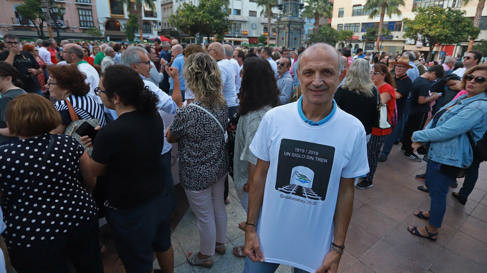 Las mejores fotos de la manifestación por el tren en el Campo de Gibraltar