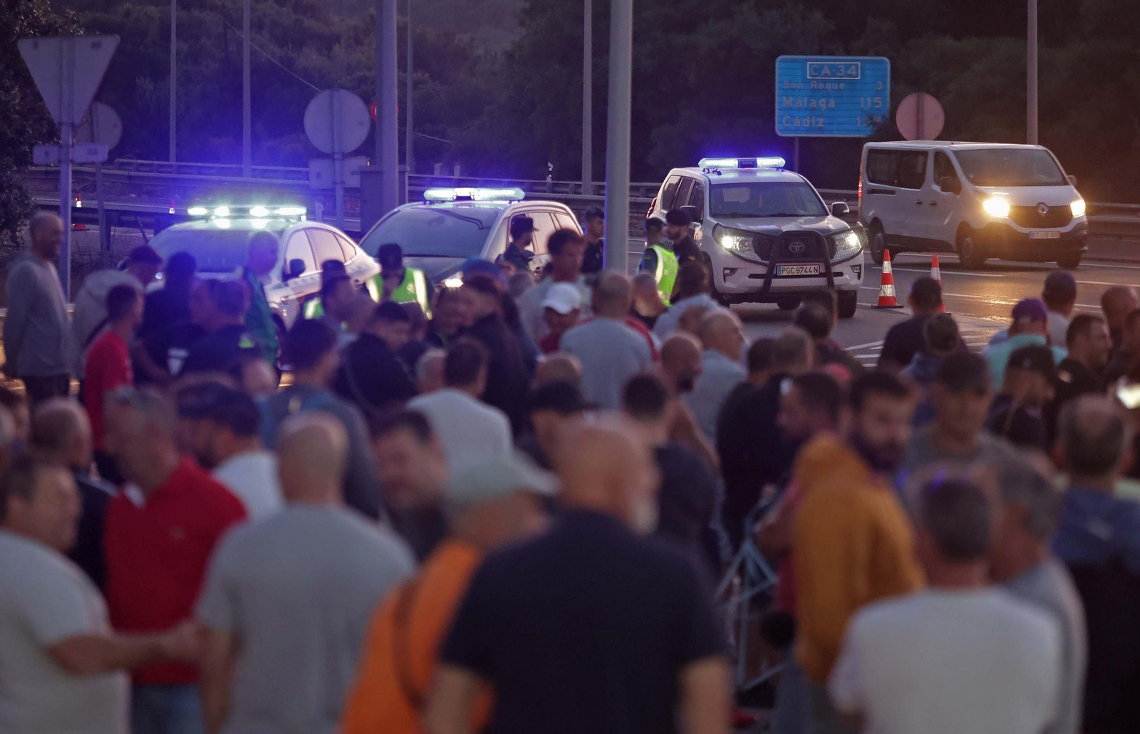 Fotos de la jornada del viernes de la huelga del metal en el Campo de Gibraltar