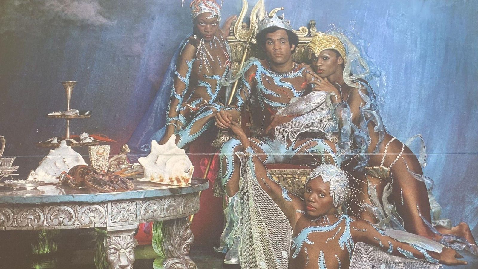 Póster interior de la funda del disco “Oceans of Fantasy”, donde se incluyó la canción dedicada a “El Lute”