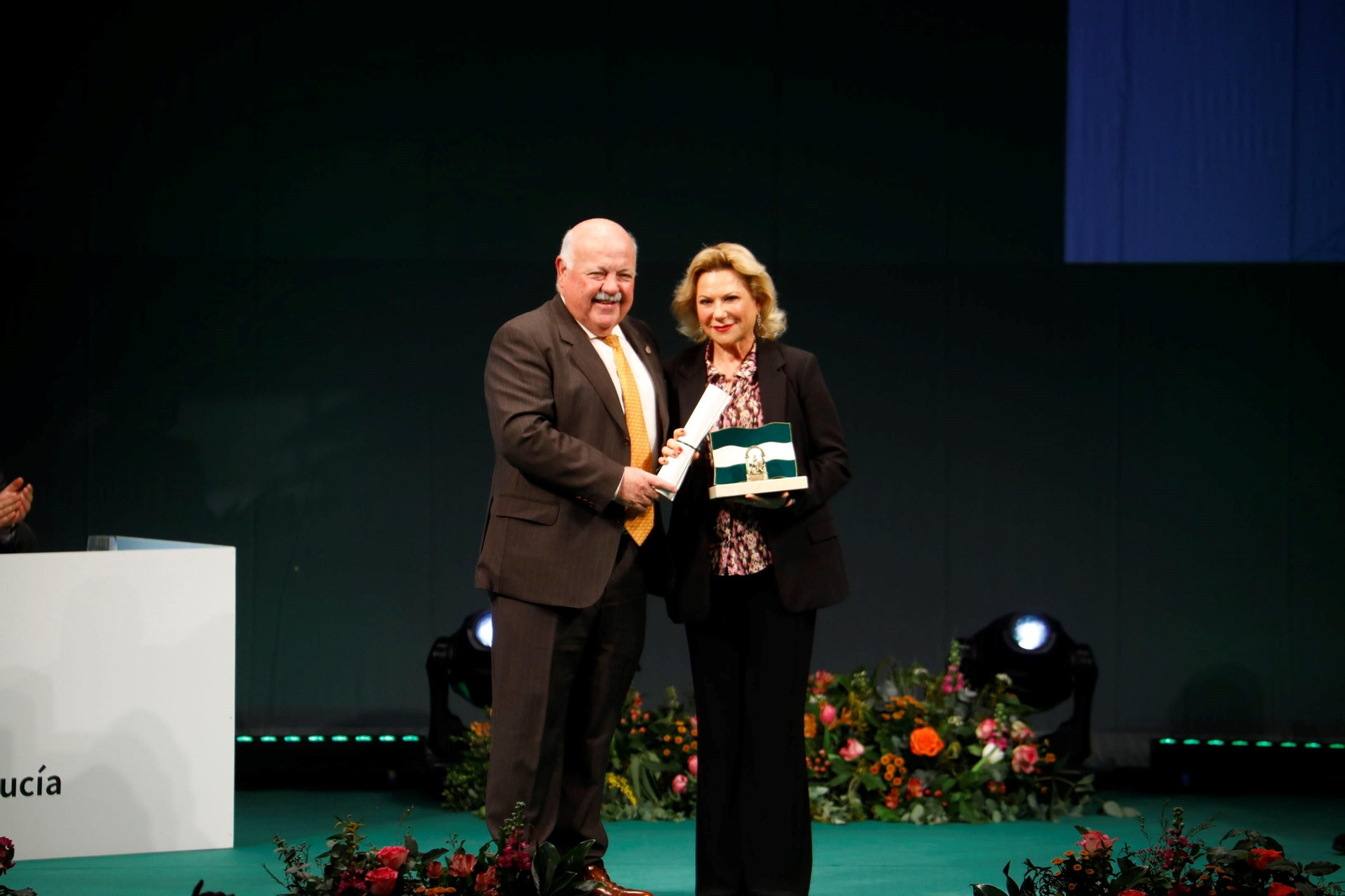 La entrega de las Banderas de Andalucía en Córdoba por el 28F, en imágenes