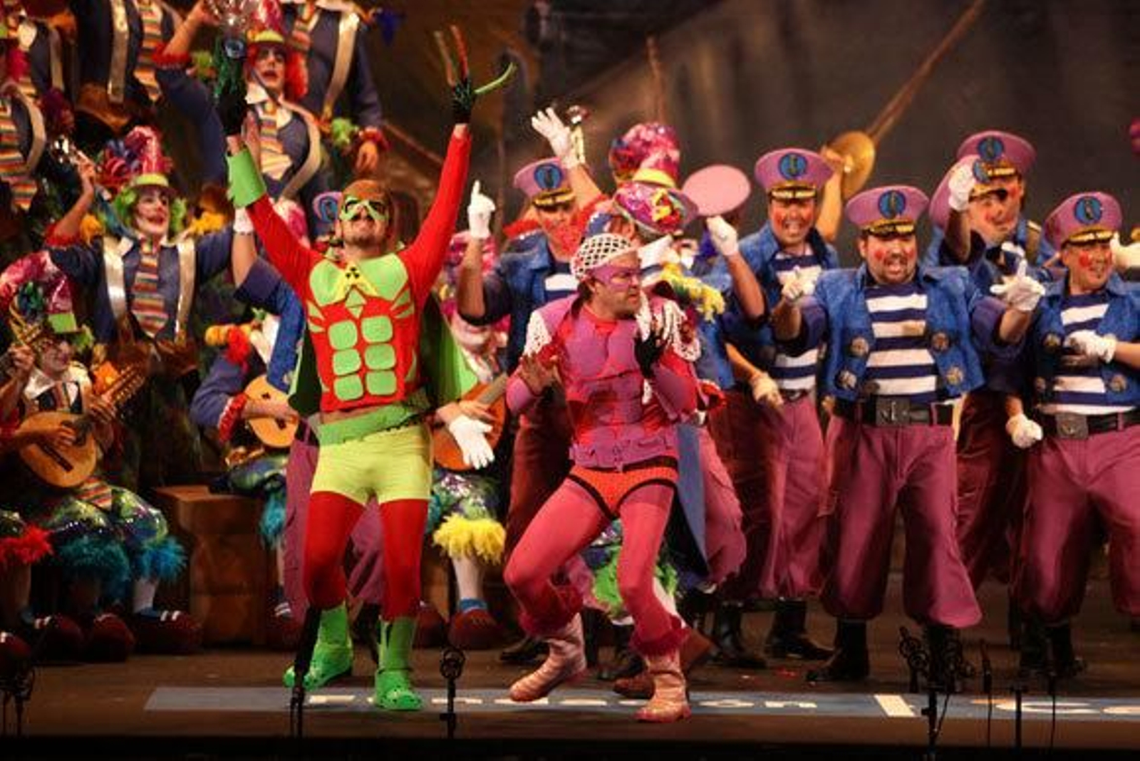 Tangos y pasodobles lucen en una noche muy seria