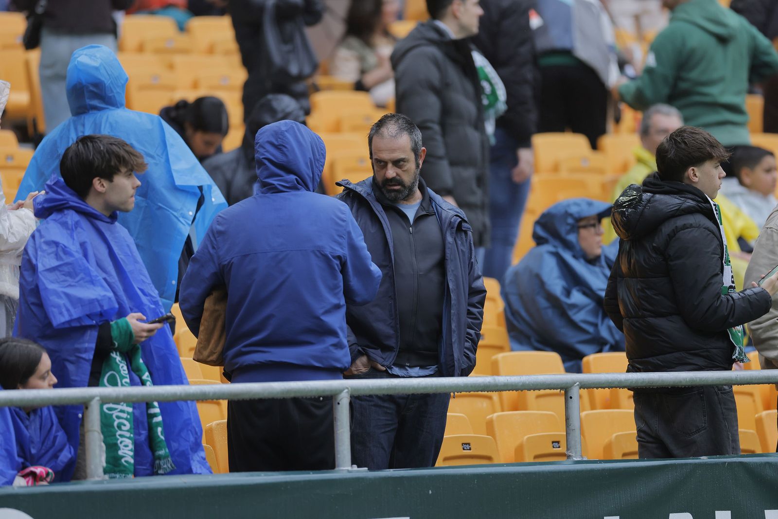 Búscate en las fotos del Betis - Valencia