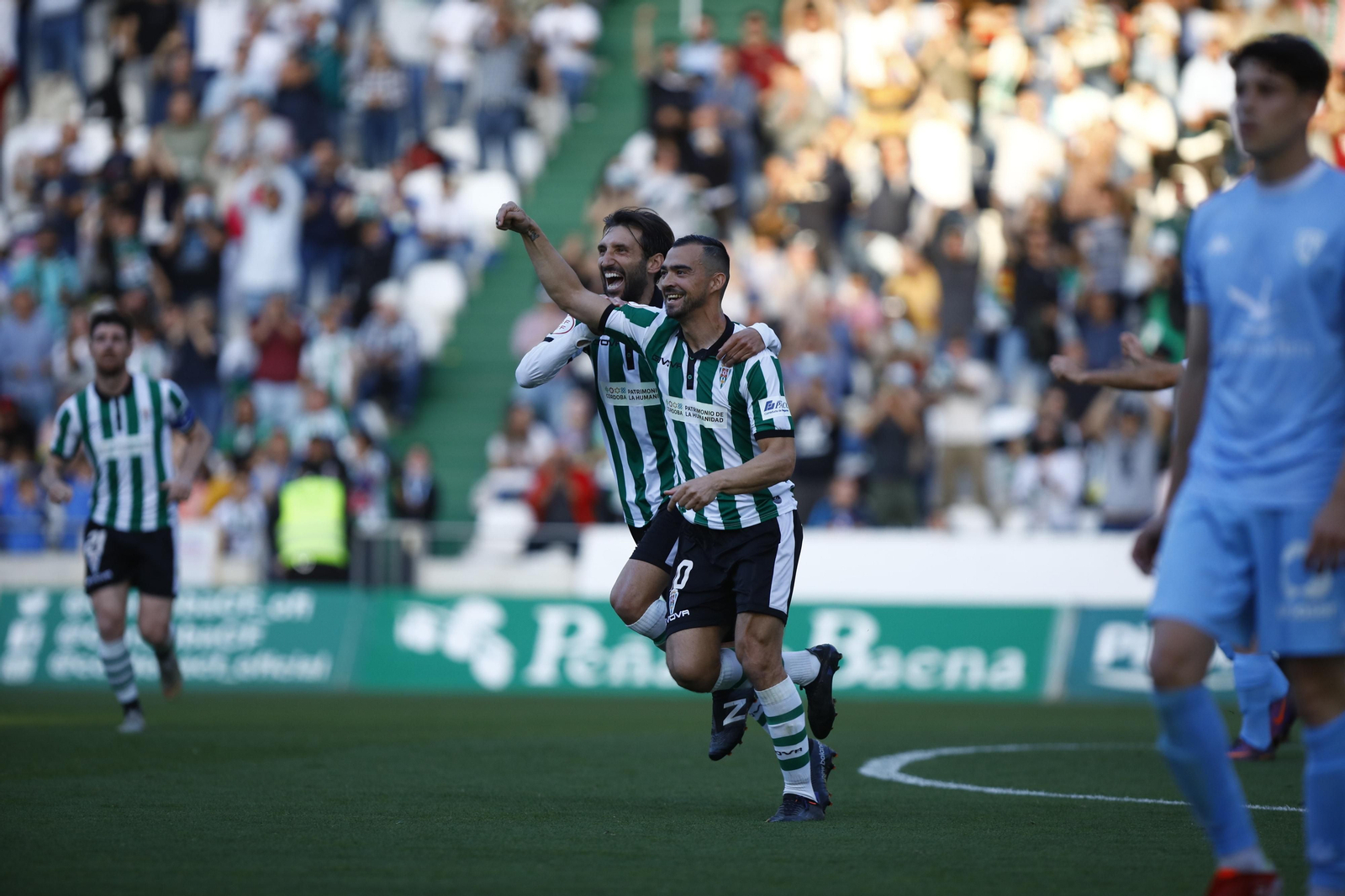 Las imágenes del triunfo del Córdoba CF ante el Villanovense
