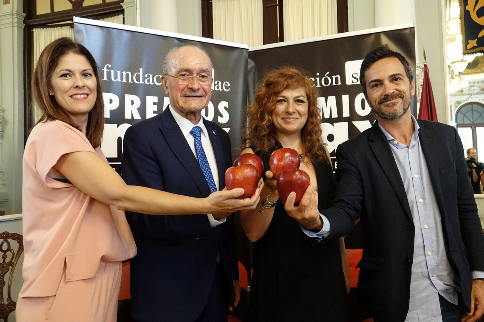 Pilar Jurado, presidenta la SGAE, junto al alcalde de Málaga el pasado septiembre en la presentación de los Premios Max 2020.