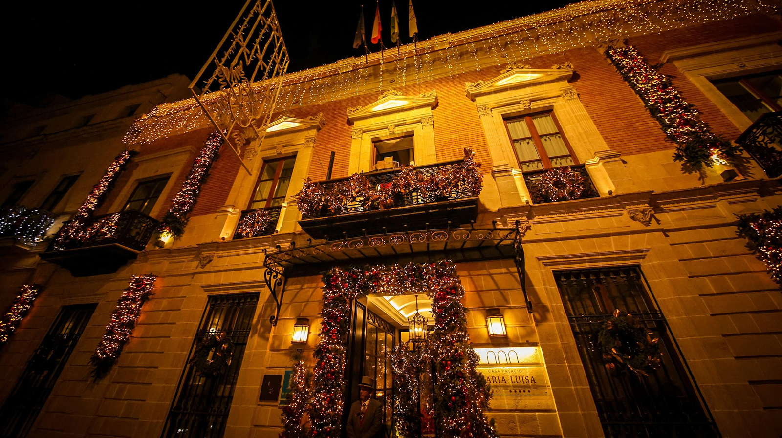 Espectacular decoración navideña del Hotel Casa Palacio María Luisa de Jerez