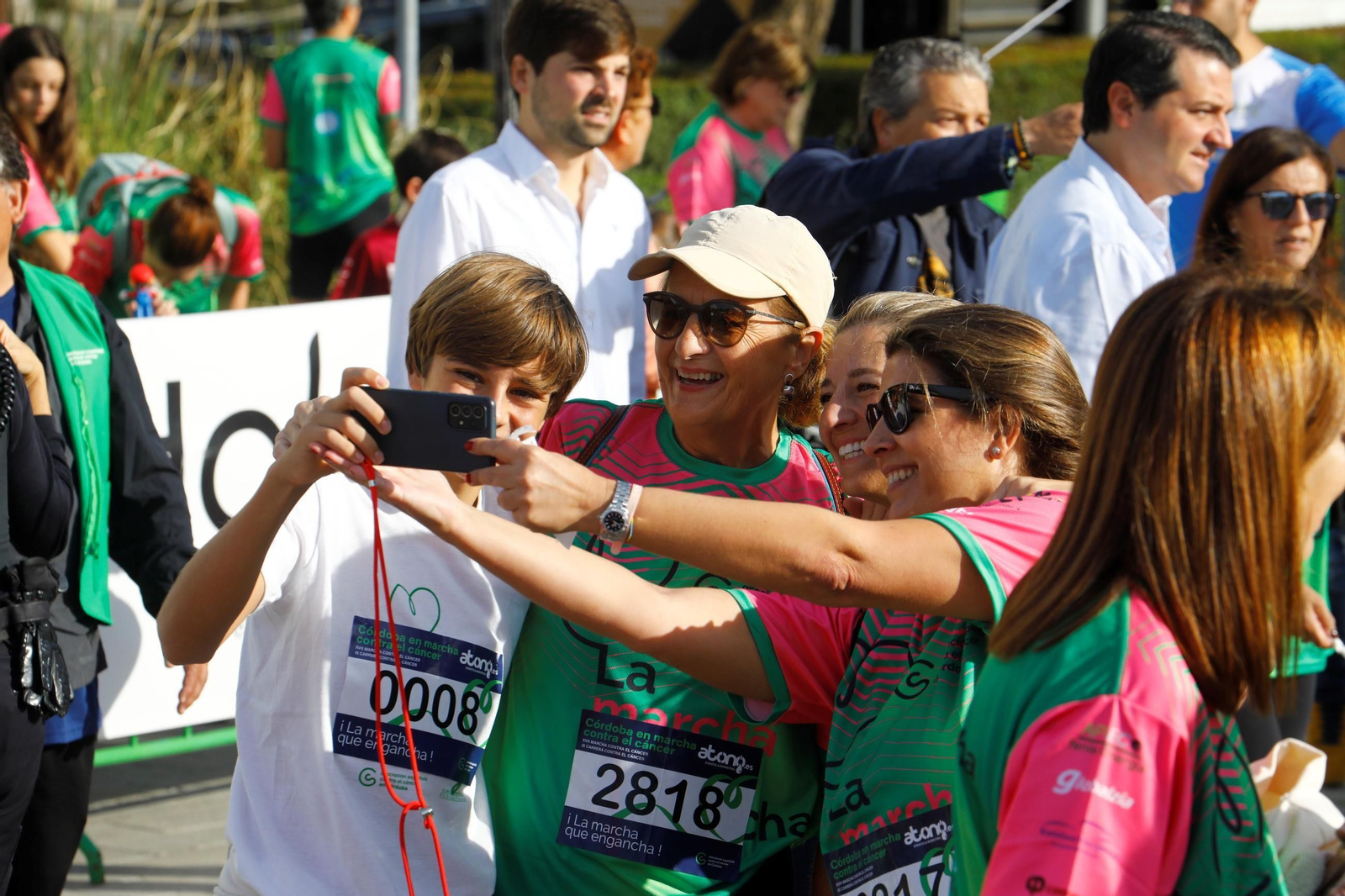 Las mejores imágenes de la Marcha contra el cáncer en Córdoba