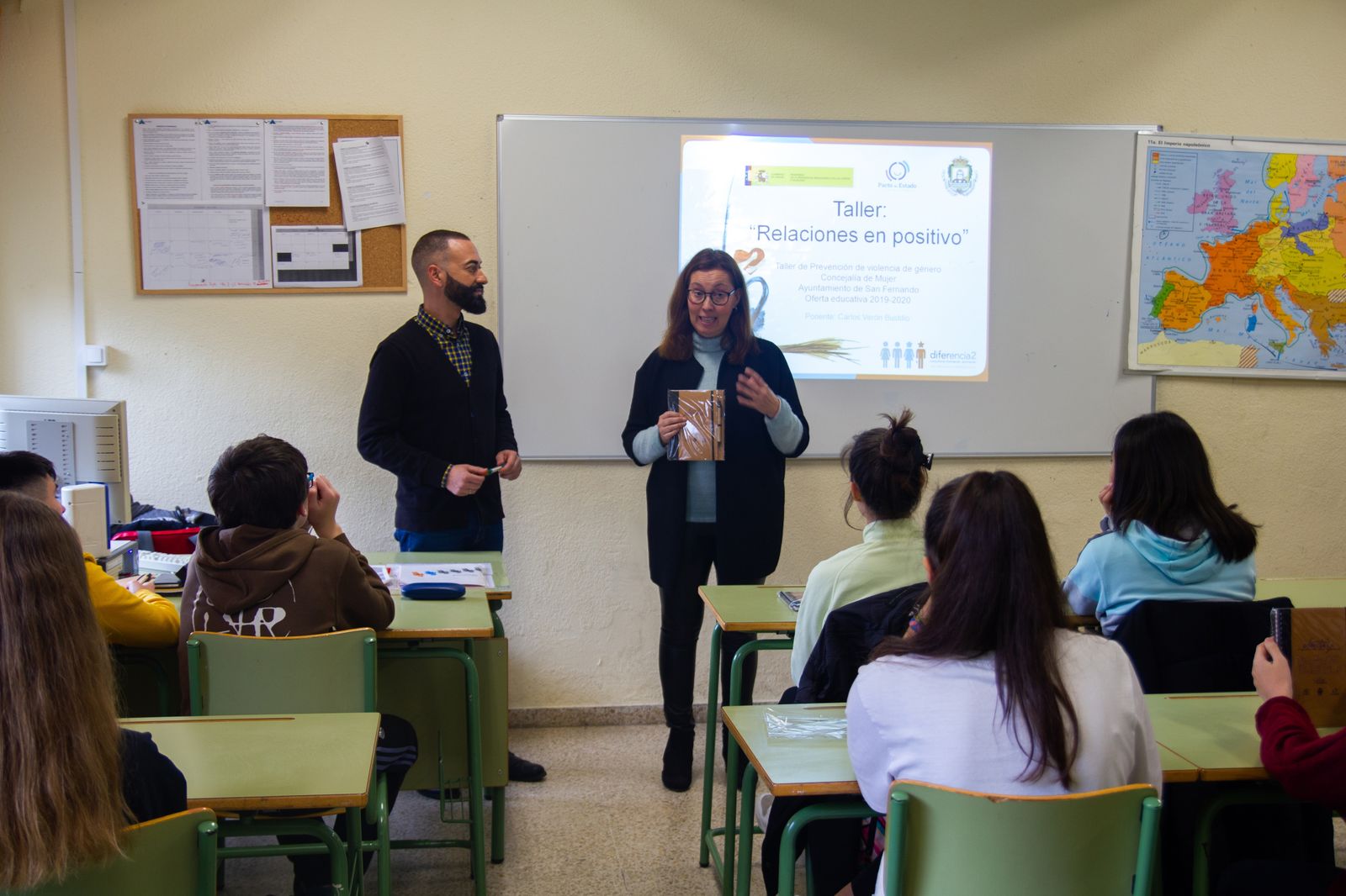 Taller de prevención de violencia de género en el instituto Las Salinas.