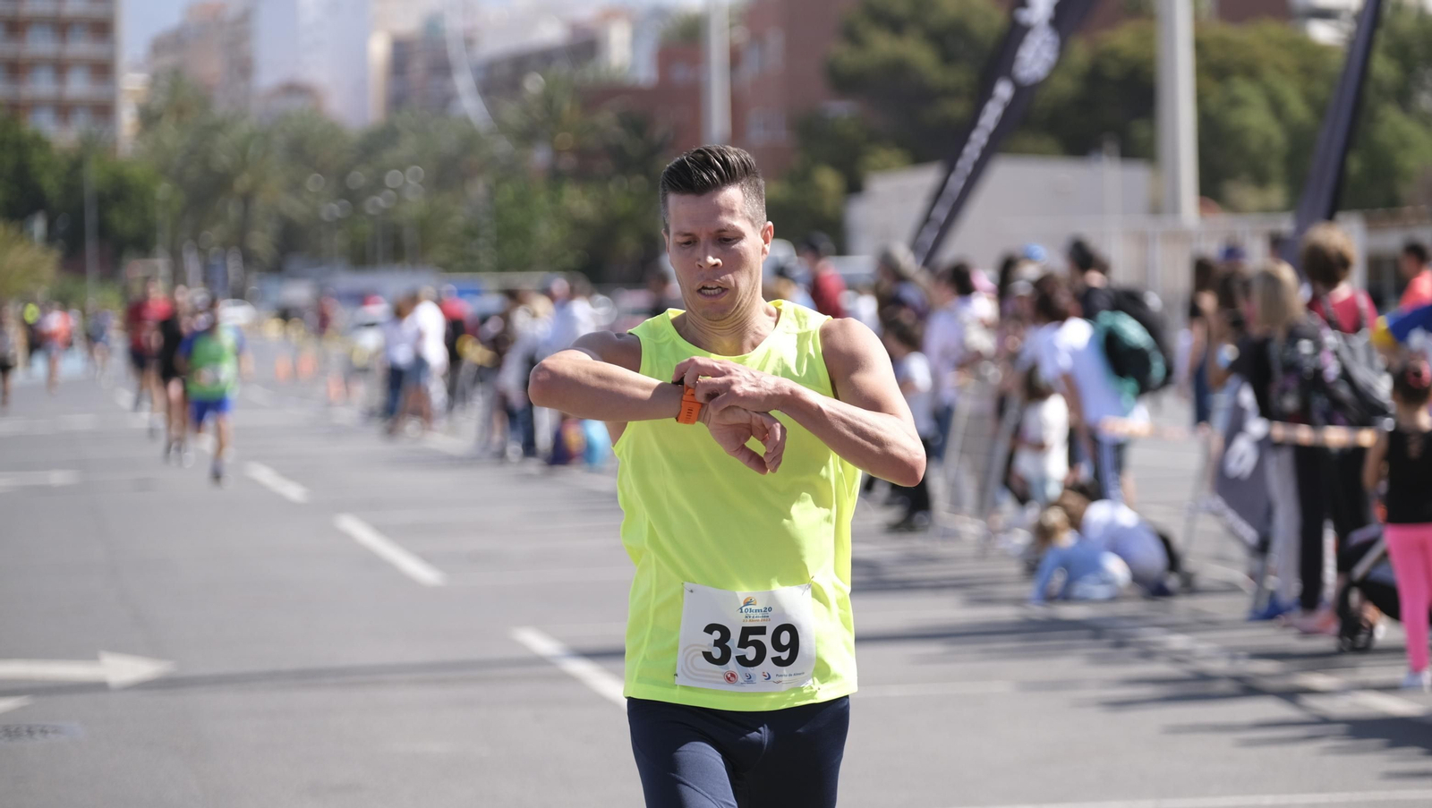 Imágenes de la Carrera del Puerto de Almería 2023