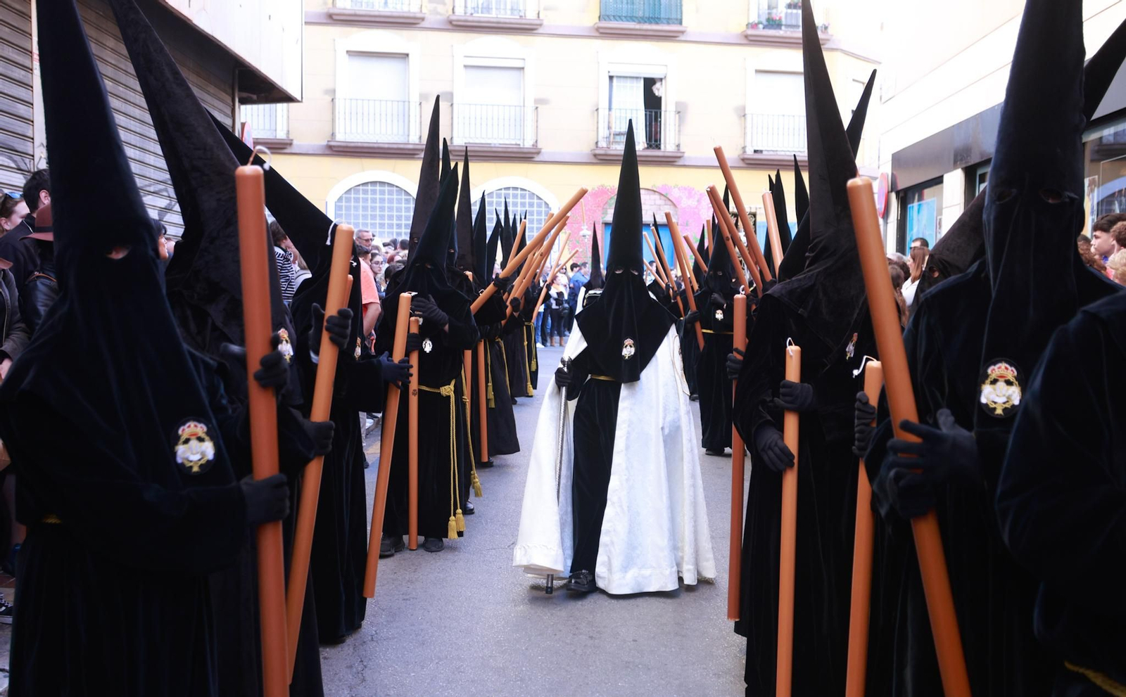 La Piedad en su procesión del Viernes Santo en Málaga, en fotos