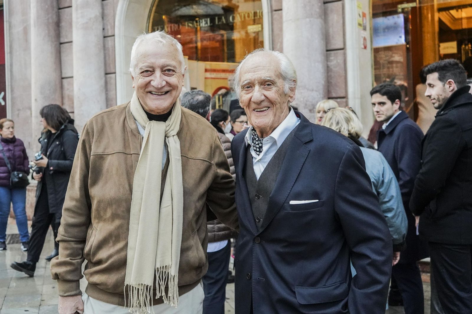 Osvaldo Jiménez (a la derecha) junto al director del Festival de Tango de Granada.