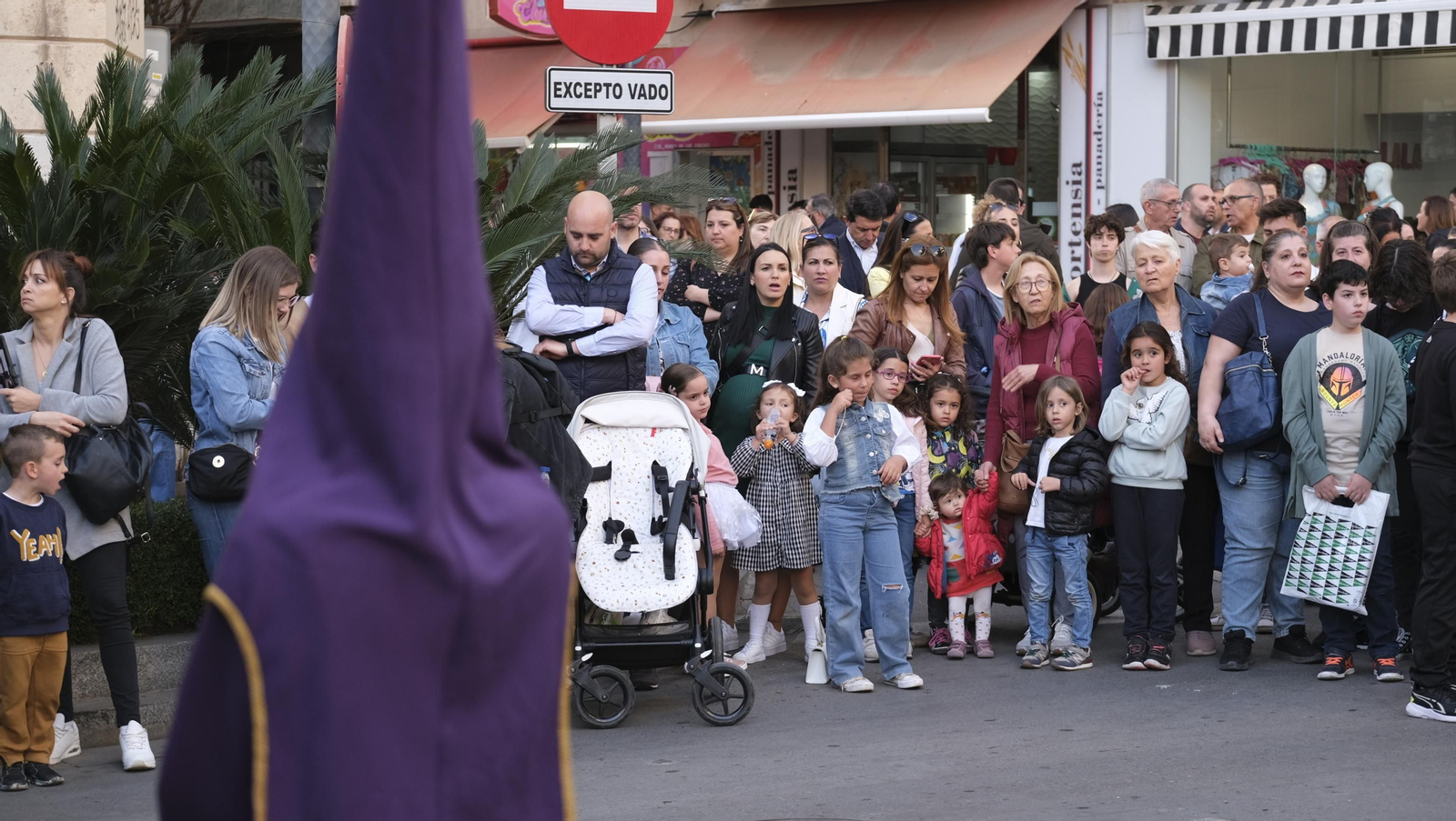 La procesión de Pasión en Almería, en imágenes