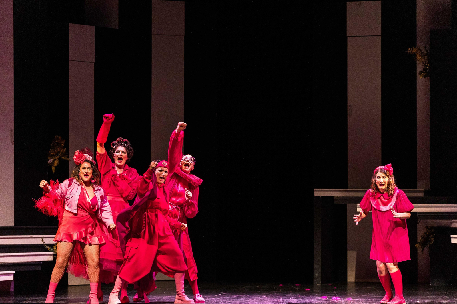'Las asambleístas' llegan al Teatro de las Cortes de San Fernando 'Las asambleístas' llegan al Teatro de las Cortes de San Fernando
