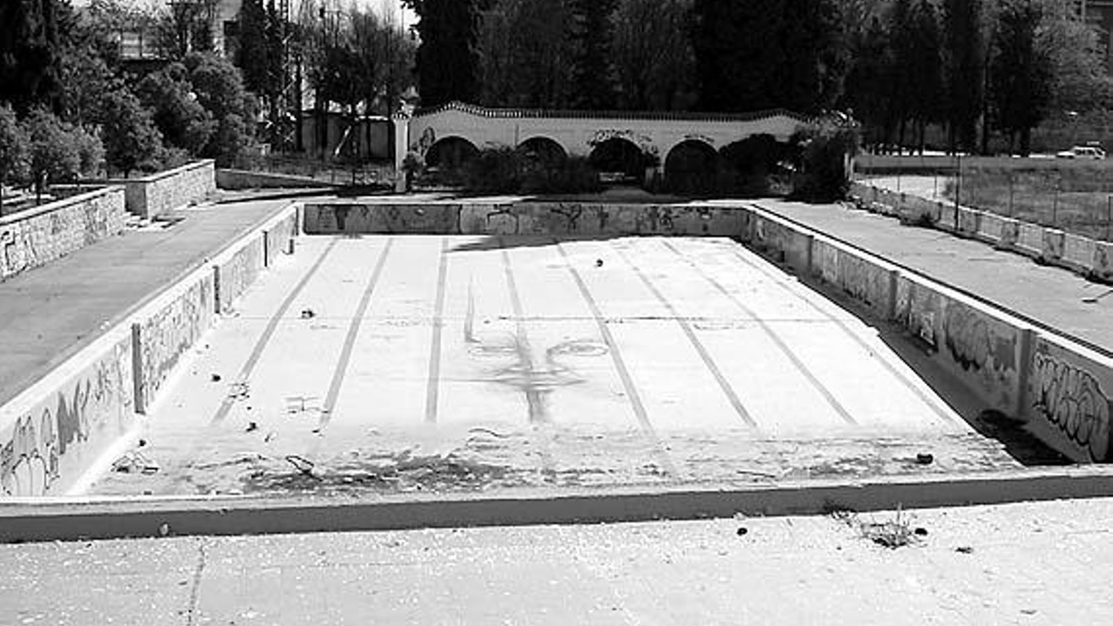 Foto de archivo de la antigua piscina del Estadio de la Juventud de Granada