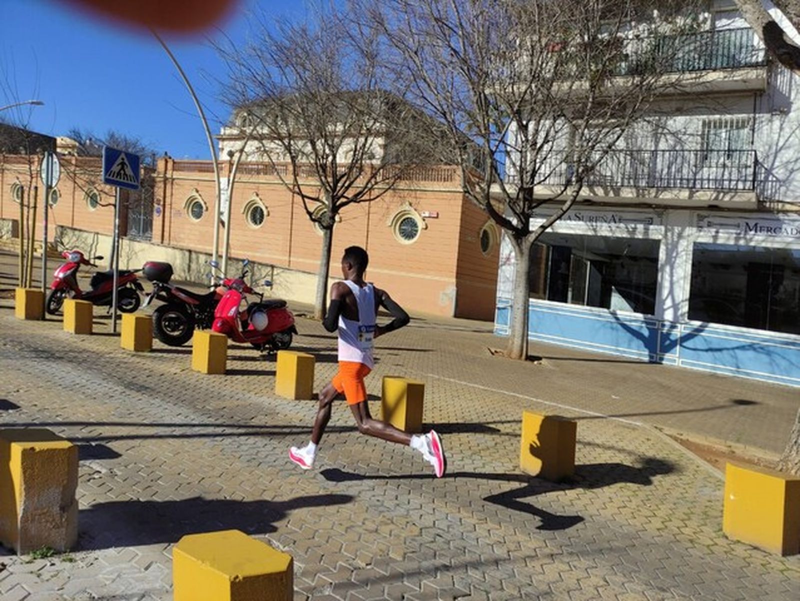 Un etíope por la Casa de las Sirenas