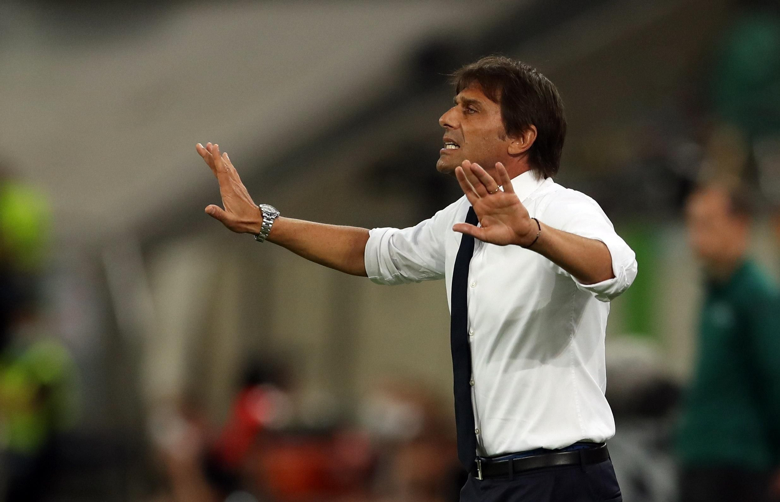 Antonio Conte pide tranquilidad a sus jugadores en la semifinal con el Shakhtar.